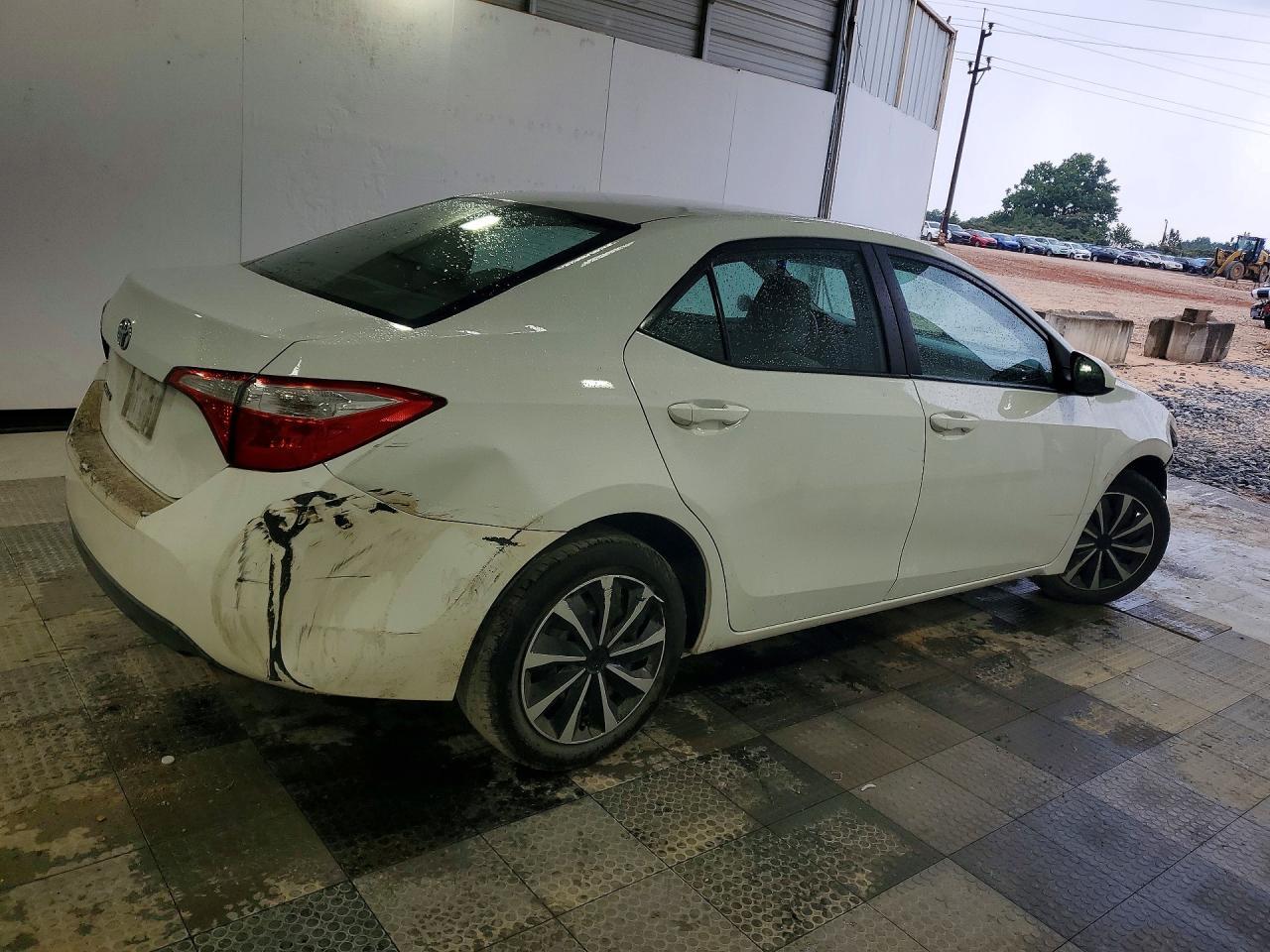 2014 Toyota Corolla Le - Фото 3