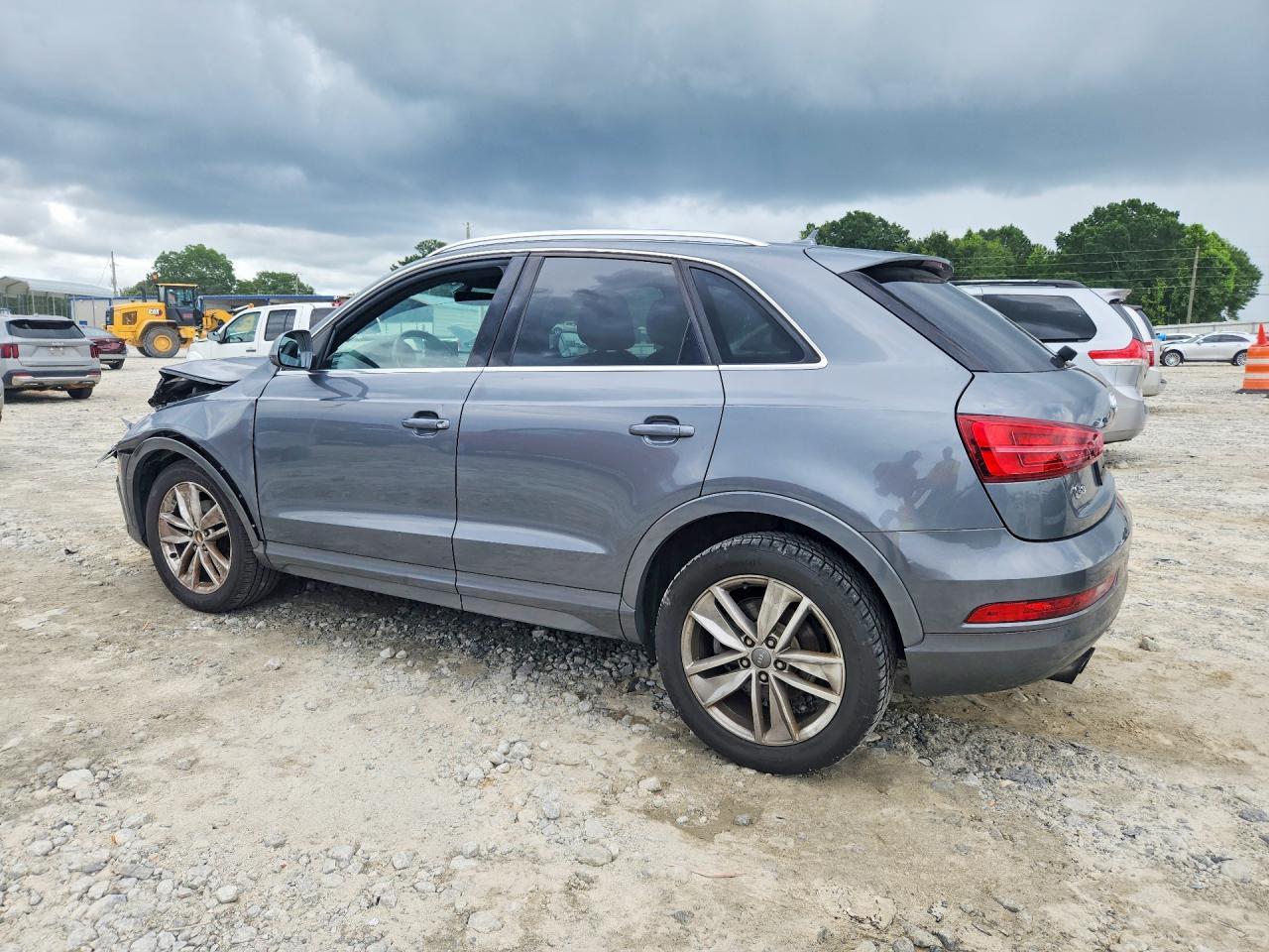 2016 Audi Q3 Premium Plus - Фото 2