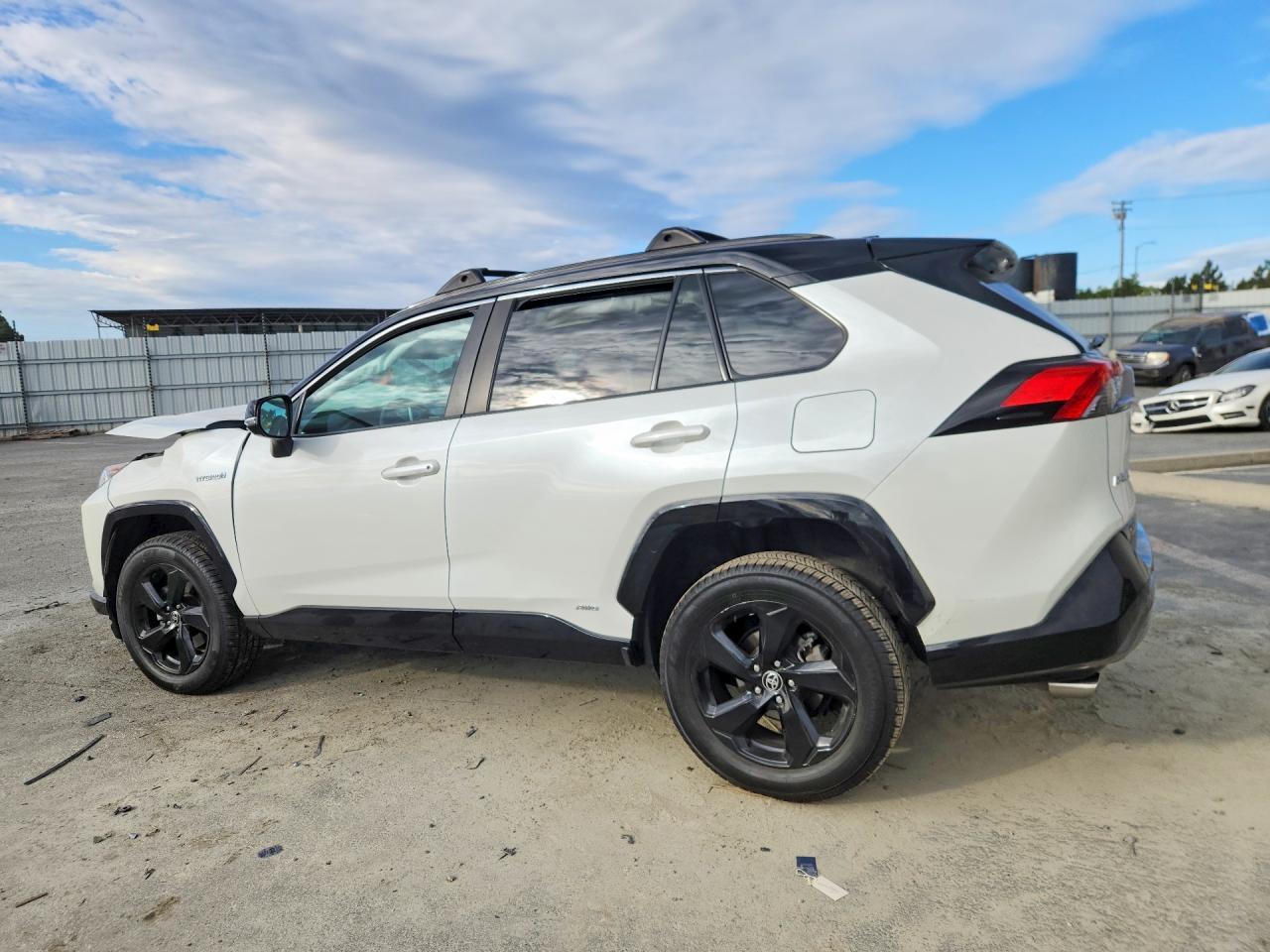 2021 Toyota Rav4 Xse - Фото 2