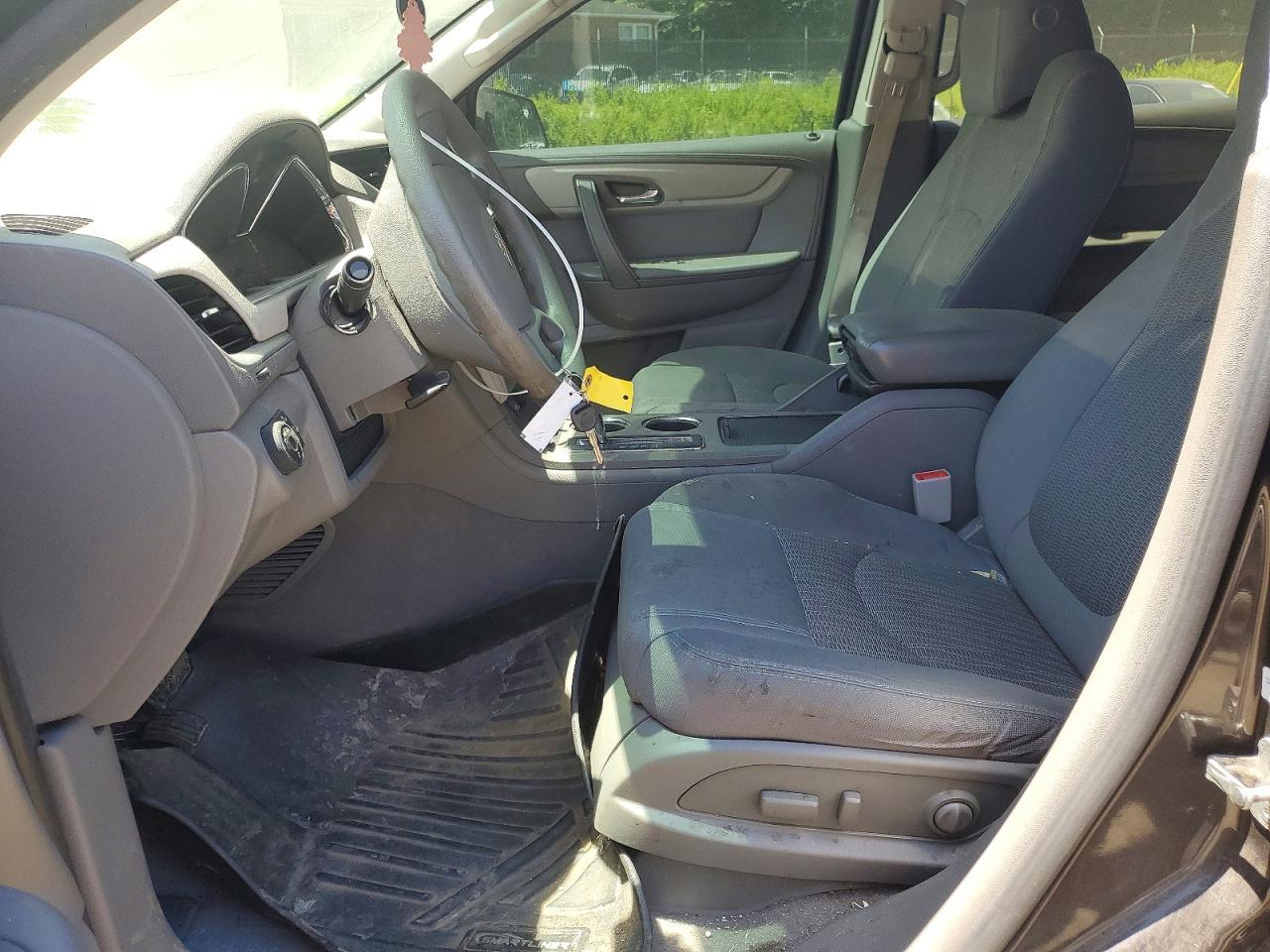 2014 Chevrolet Traverse Ls - Image 7