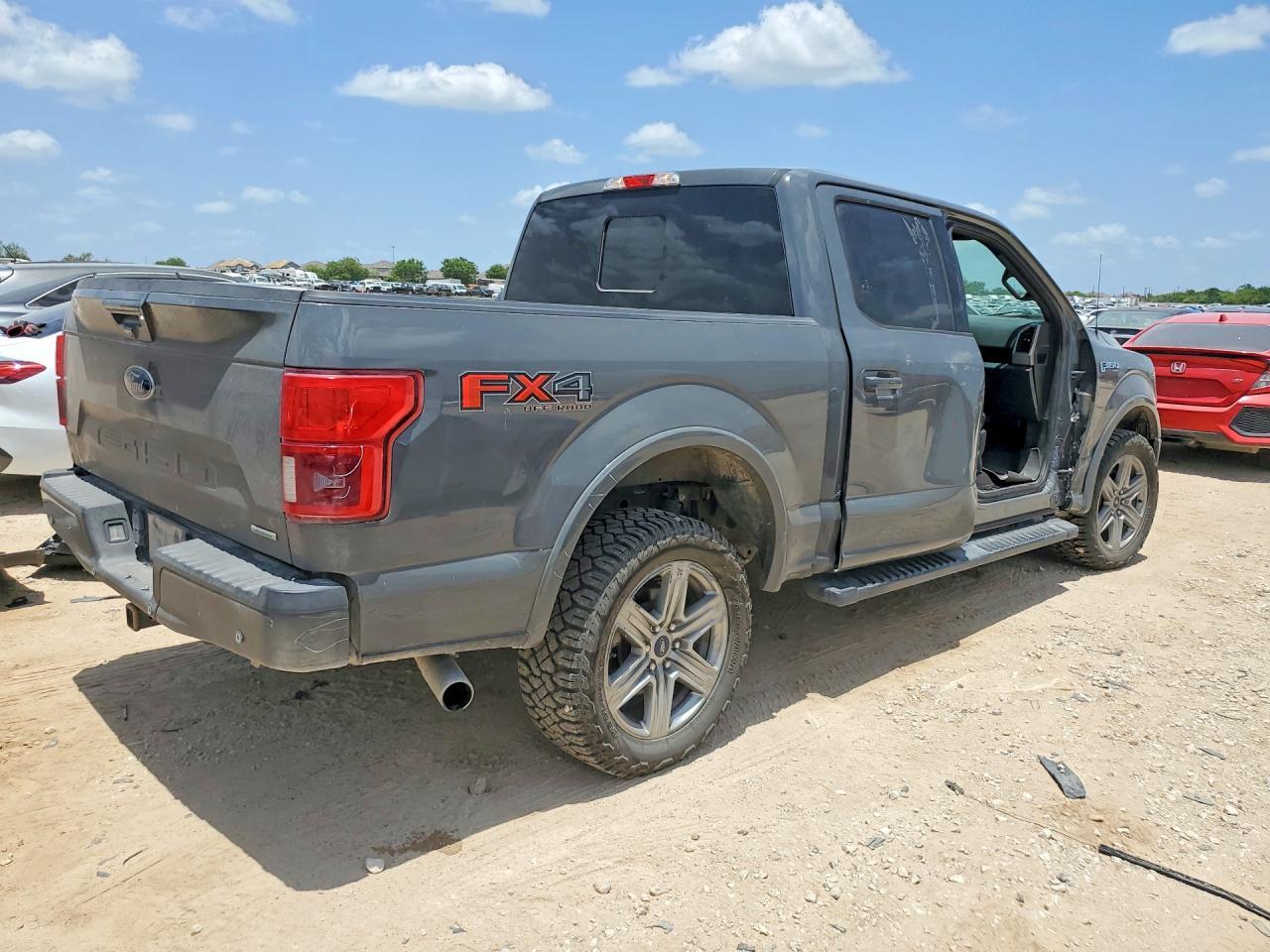 2018 Ford F150 - Фото 3