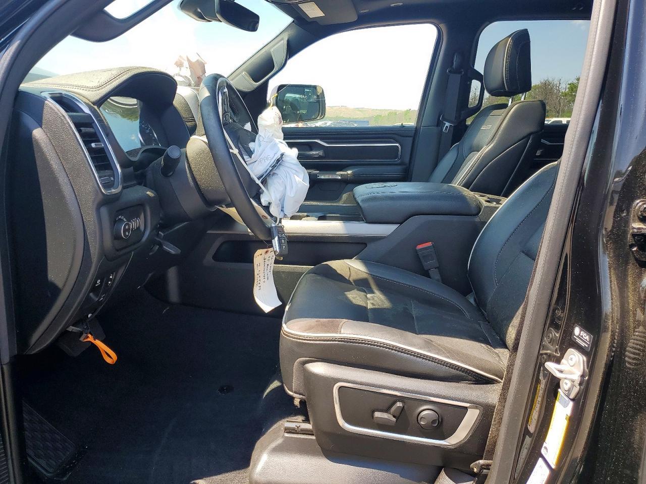 2025 Ram 1500 Laramie - Image 7