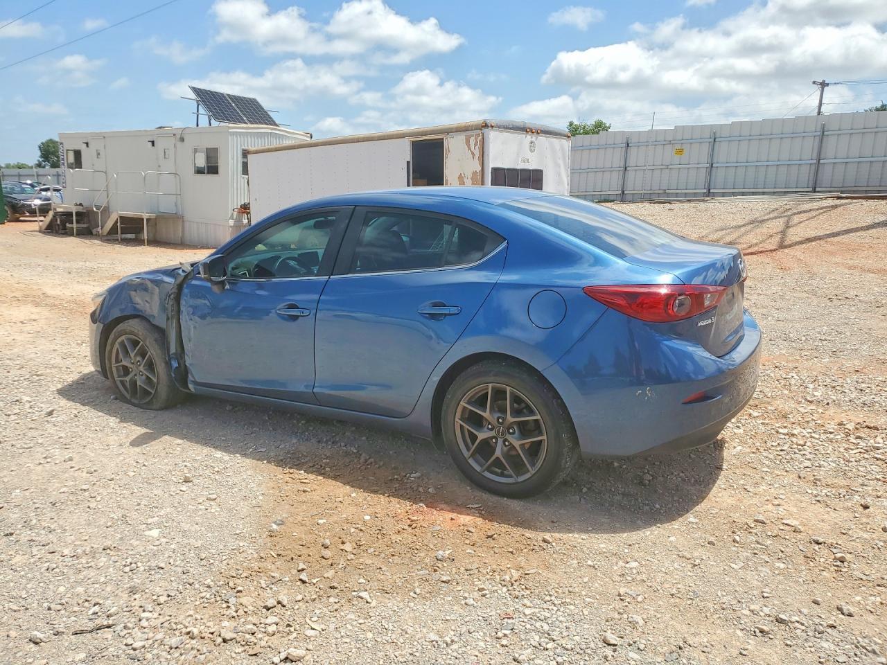 2017 Mazda 3 - Image 2