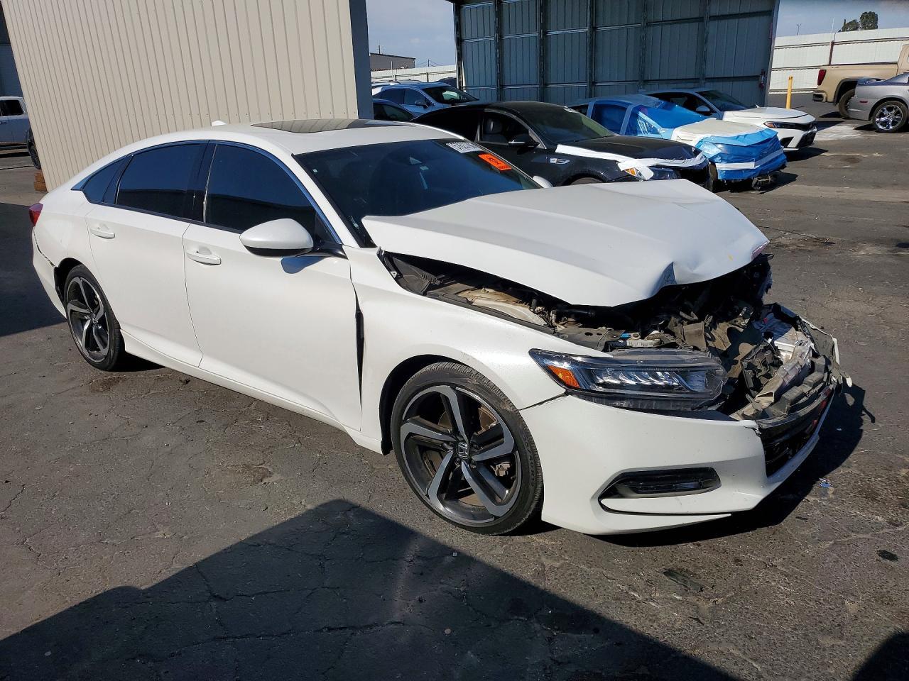 2020 Honda Accord Sport - Image 4