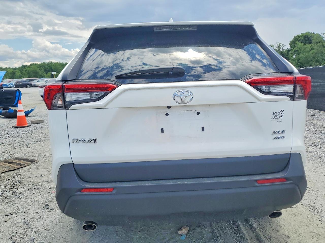 2025 Toyota Rav4 Xle - Фото 6
