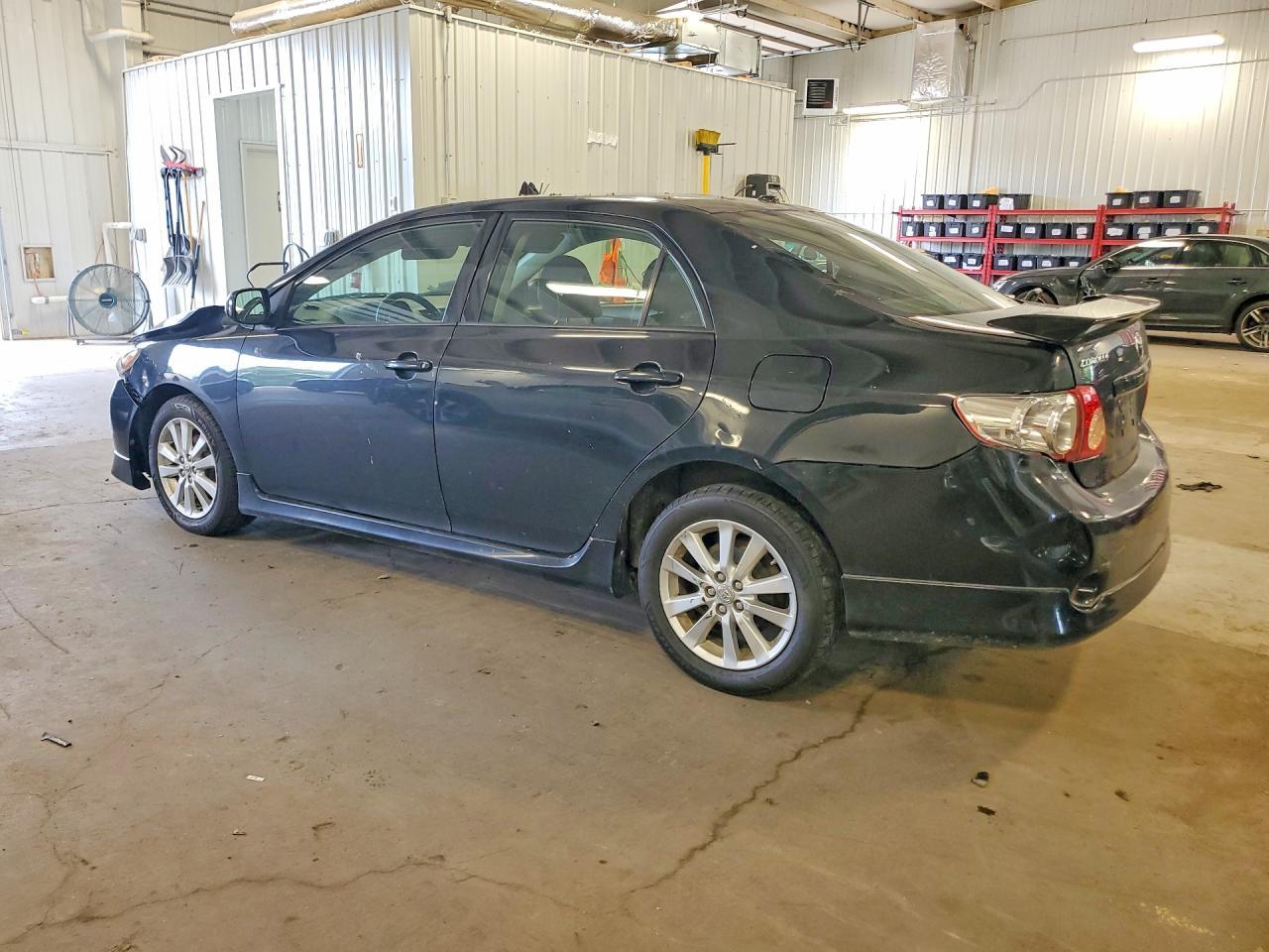 2009 Toyota Corolla S - Фото 2