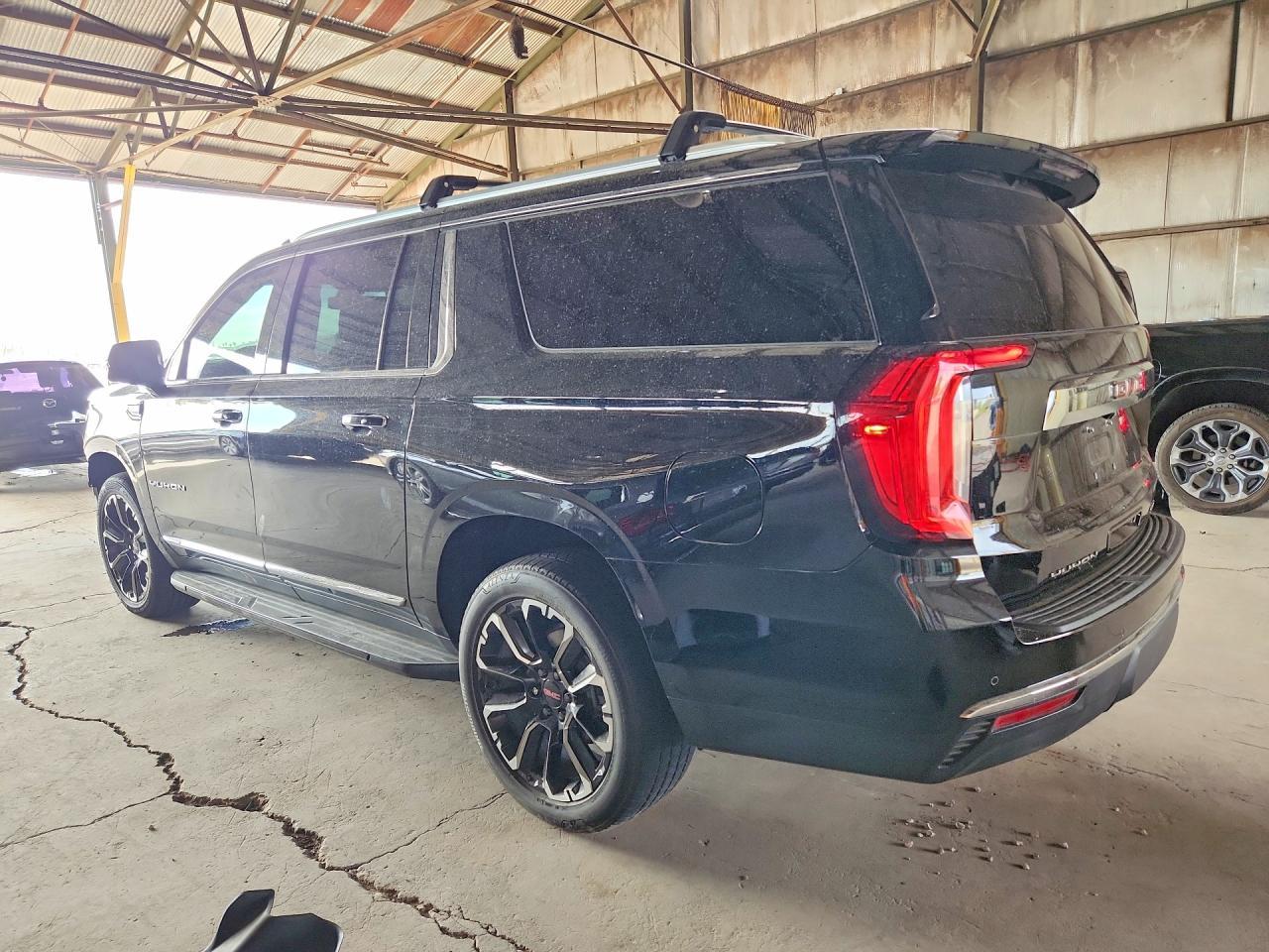 2022 GMC Yukon Xl C1500 Slt - Фото 2