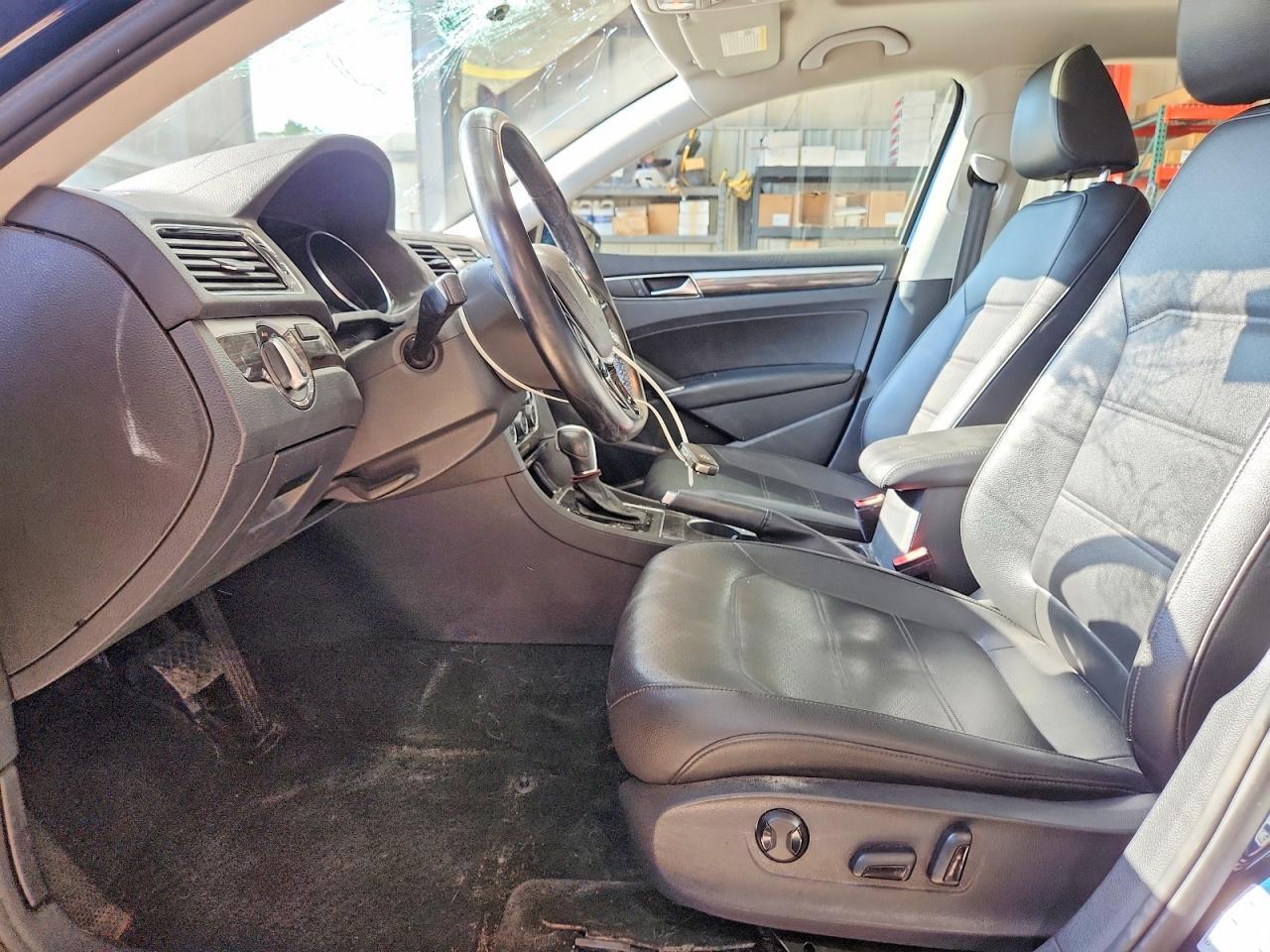 2018 Volkswagen Passat Se - Image 7