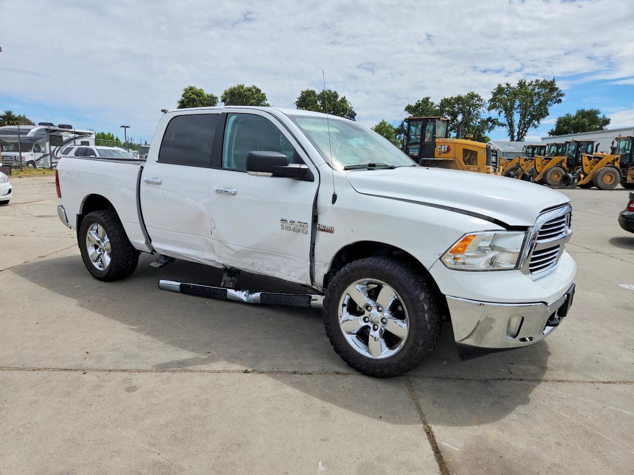2018 Ram 1500 Slt - Image 4