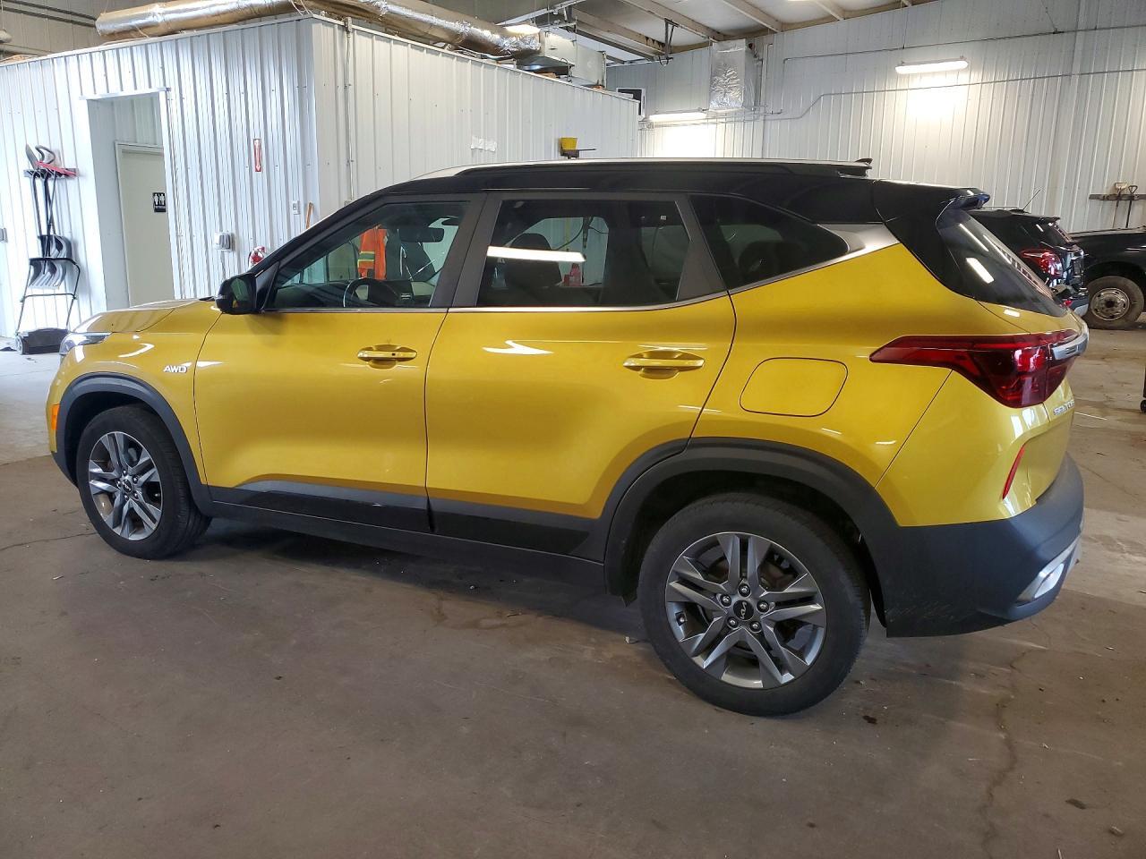 2022 Kia Seltos S - Image 2