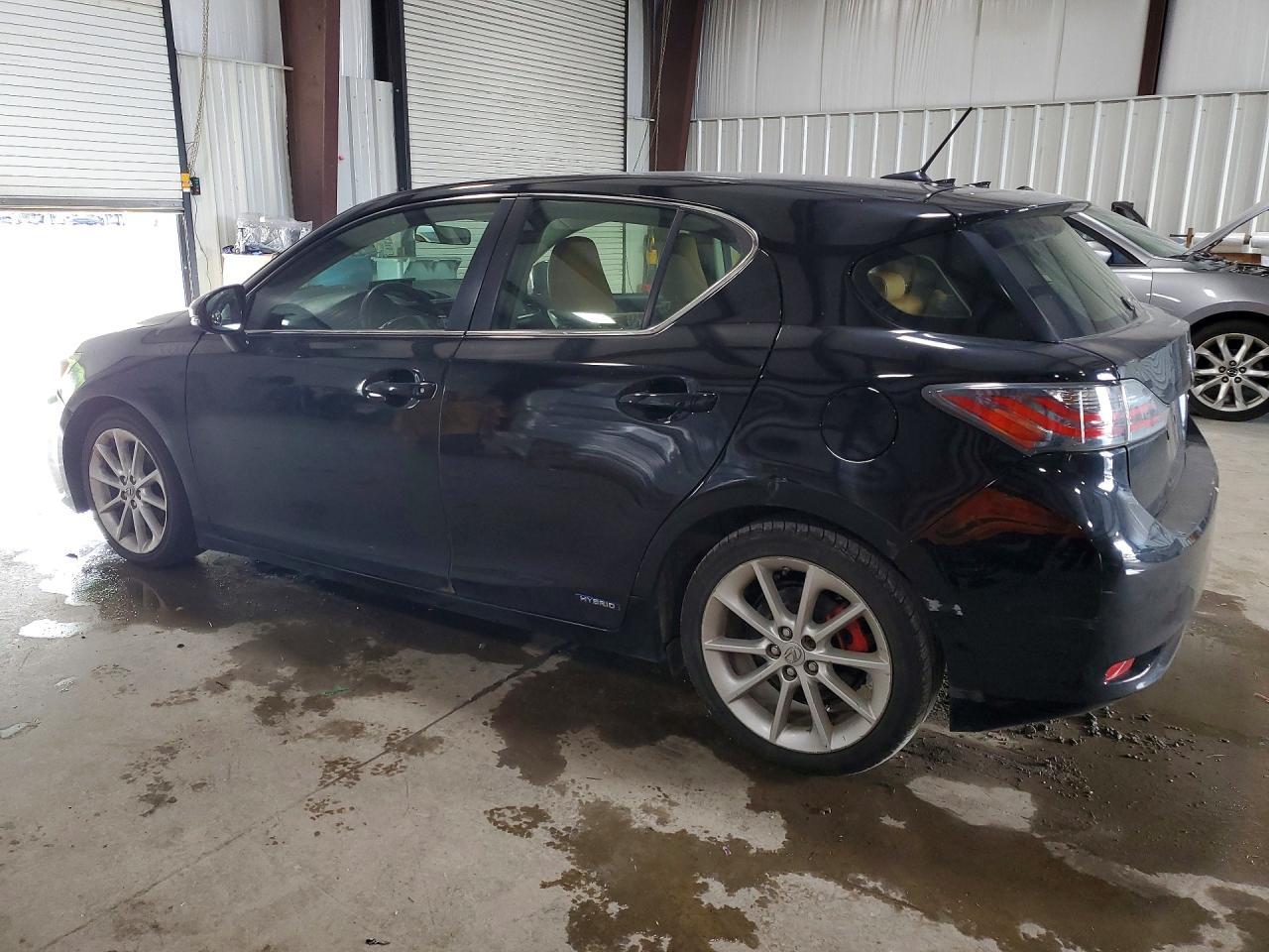 2012 Lexus Ct 200 - Image 2