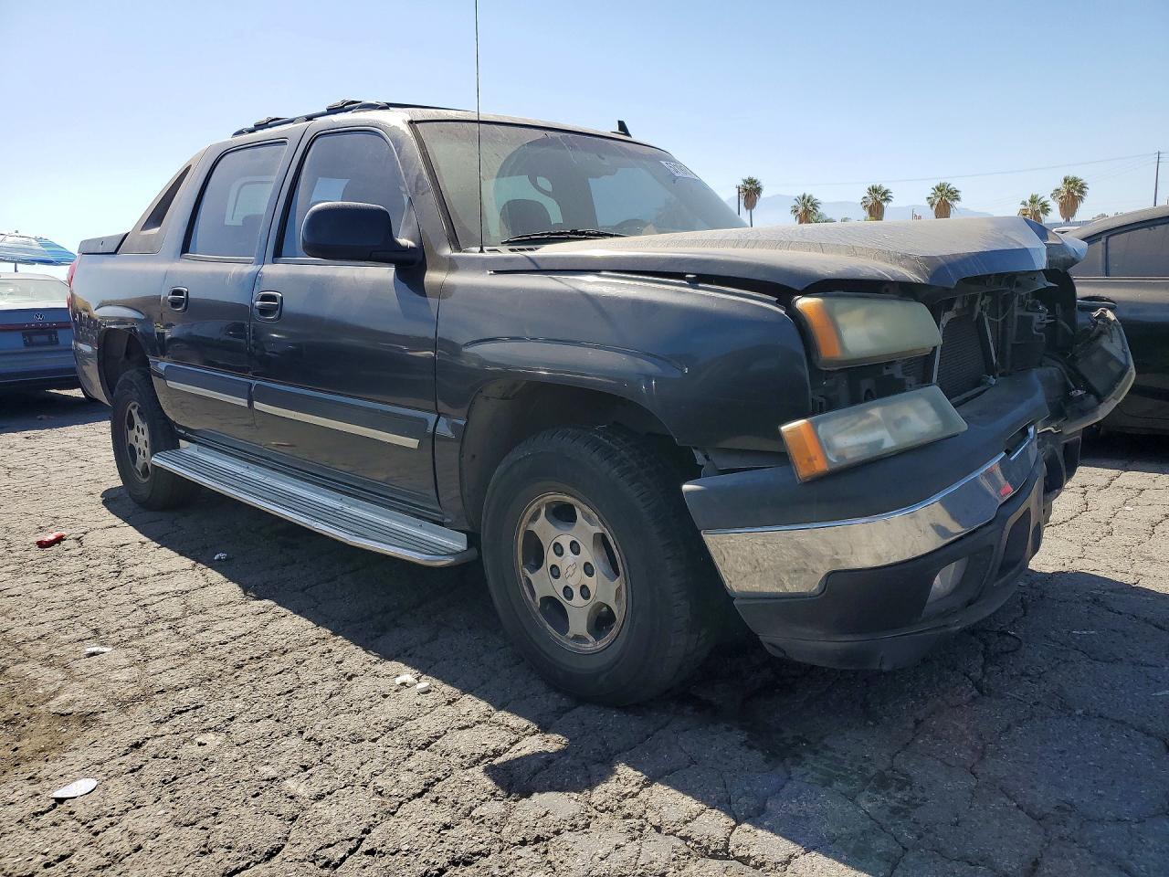 2006 Chevrolet Avalanche C1500 - Image 4