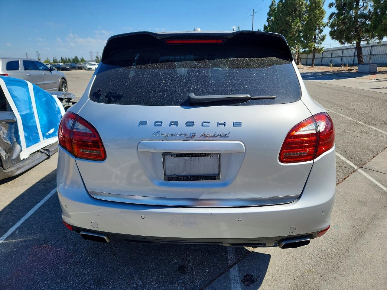 2012 Porsche Cayenne S Hybrid - Image 6