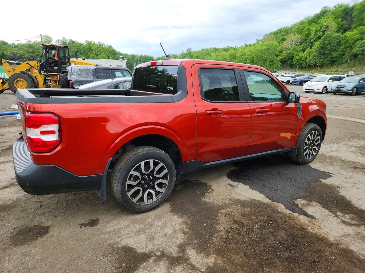 2024 Ford Maverick Lariat - Image 3