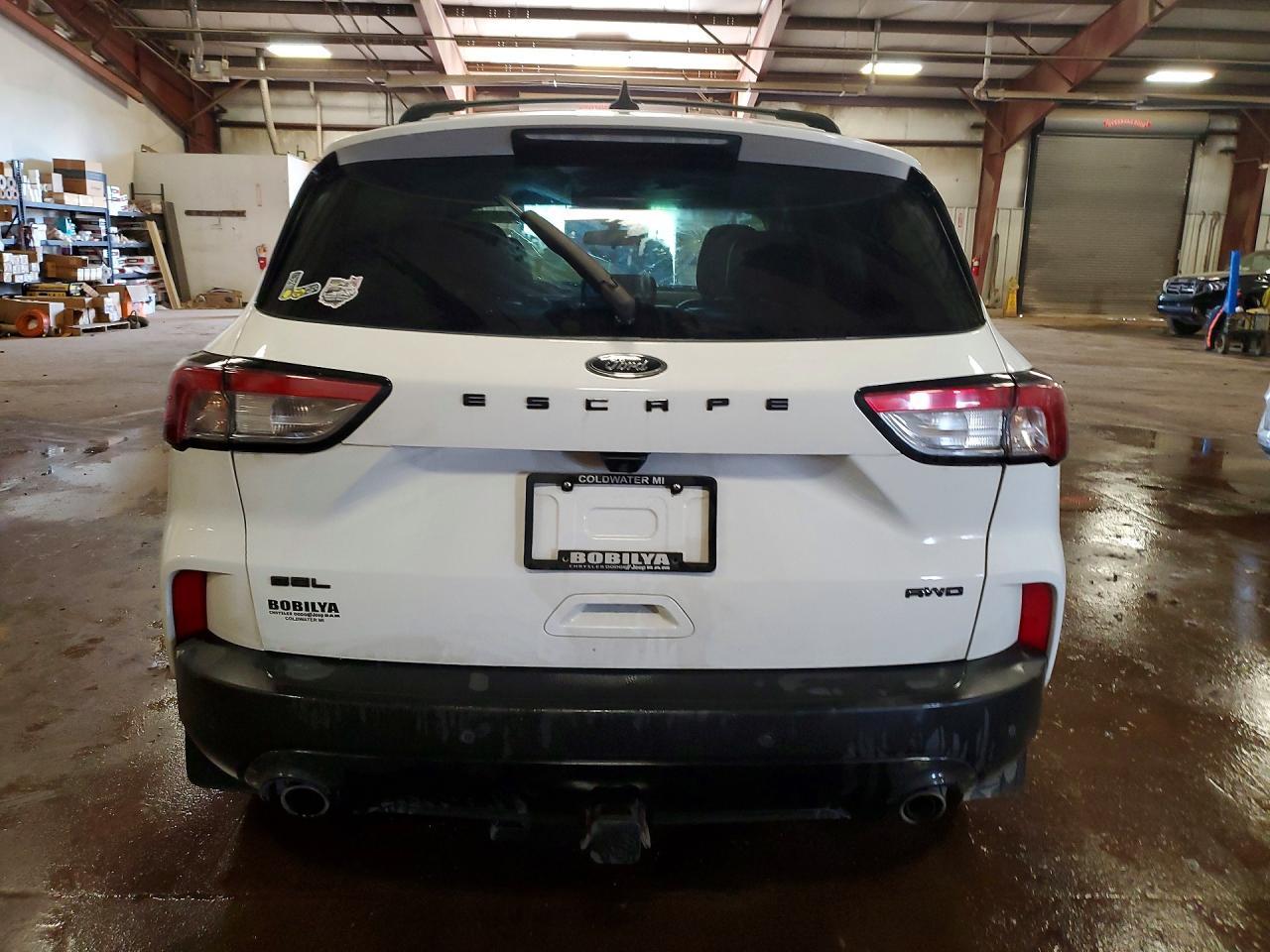 2022 Ford Escape Sel - Image 6