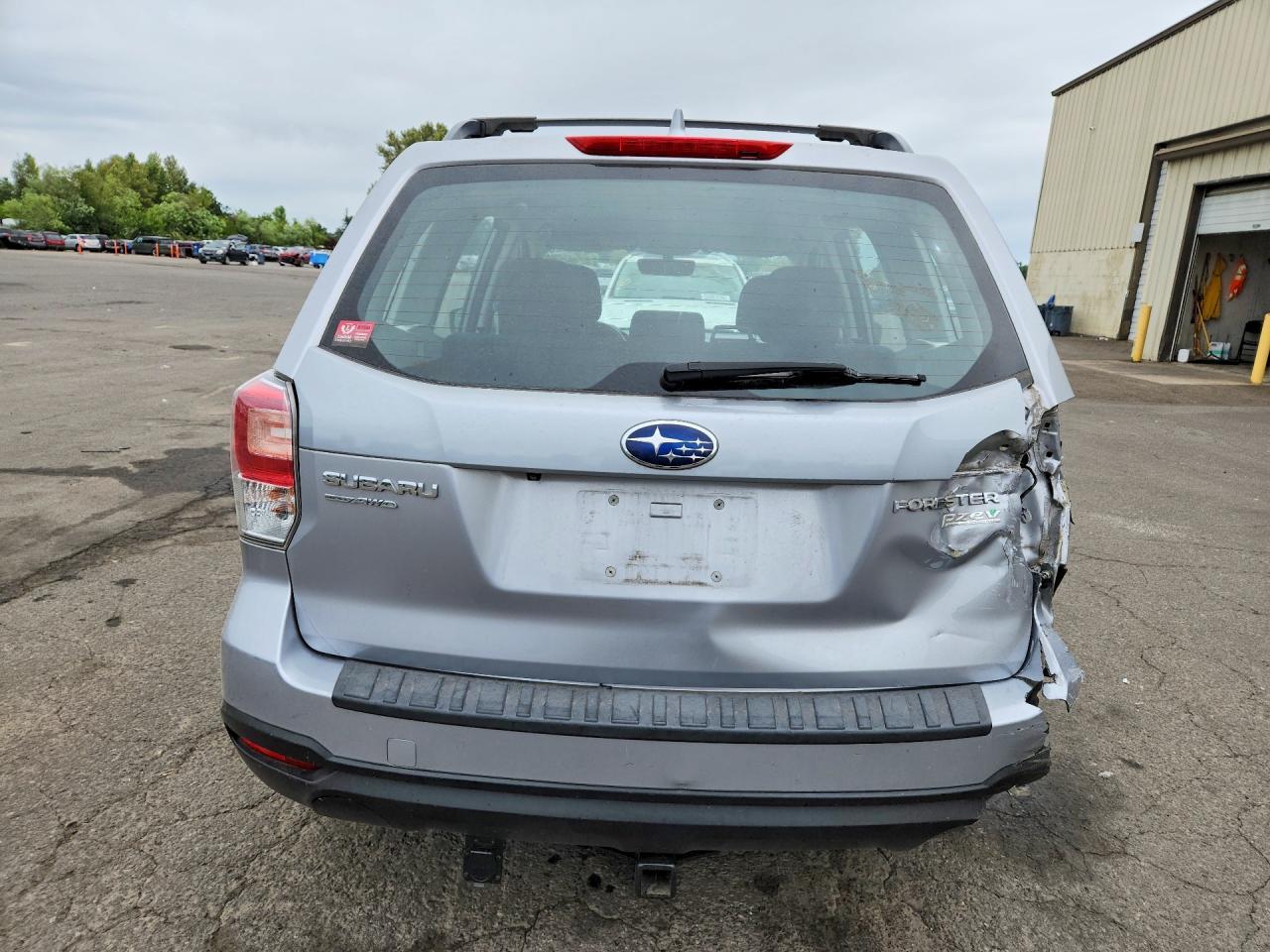 2017 Subaru Forester 2.5I - Фото 6