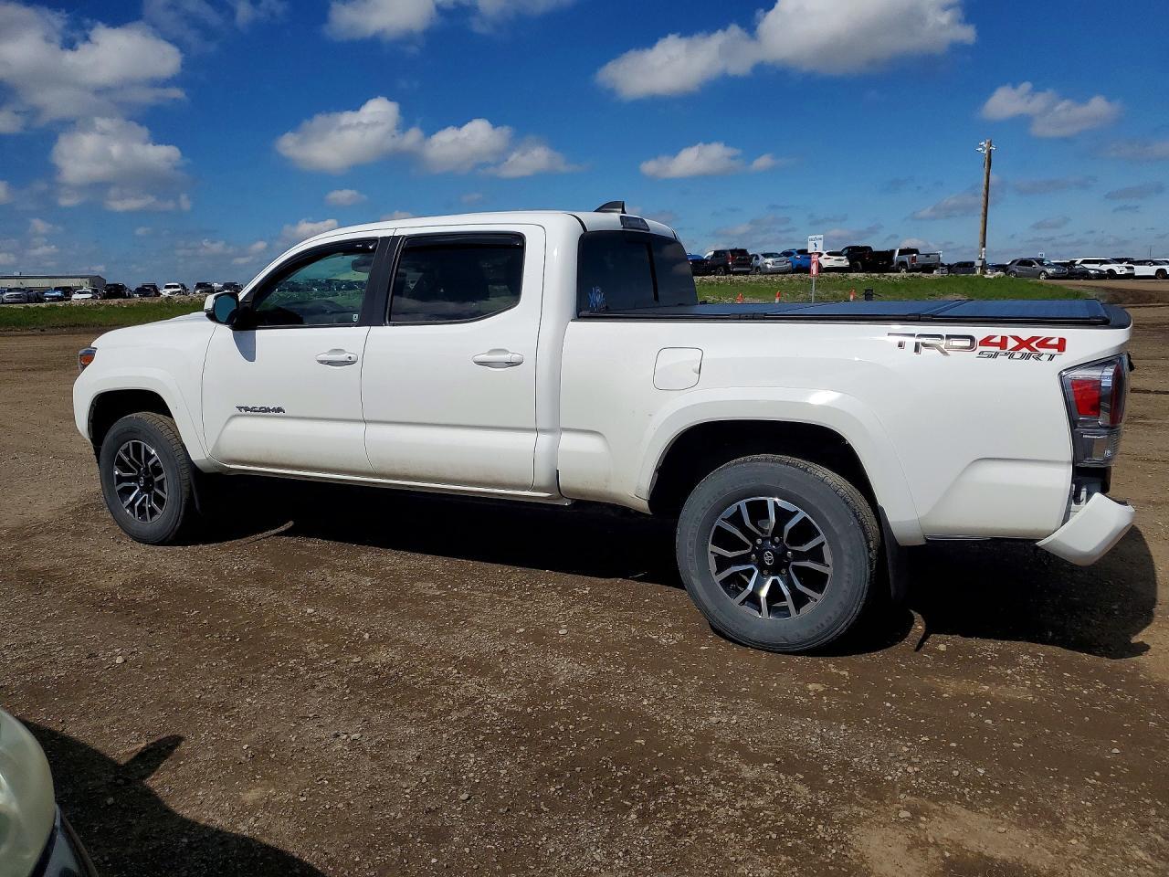 2021 Toyota Tacoma Sr5 V6 - Image 2