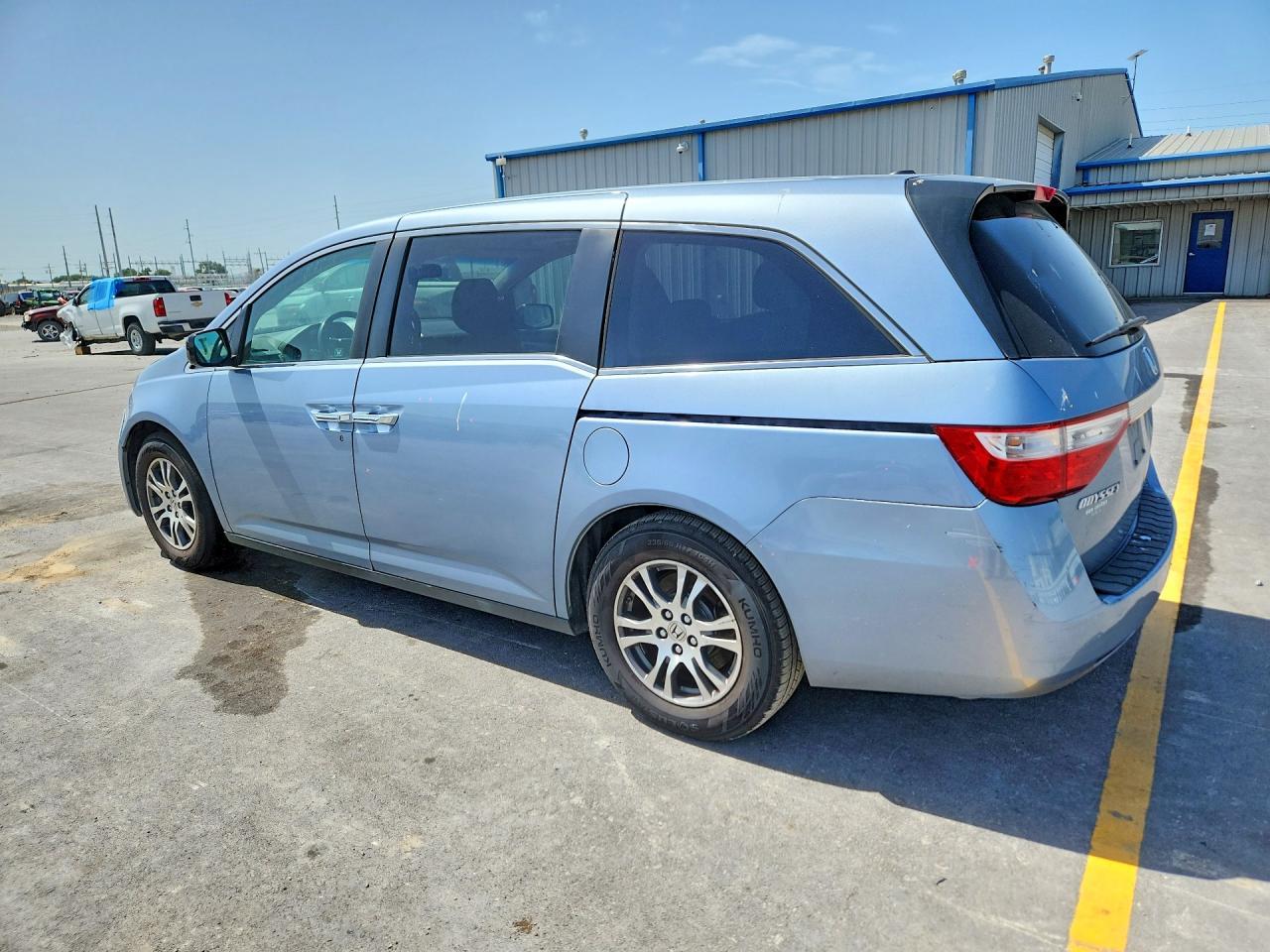 2012 Honda Odyssey Exl - Image 2