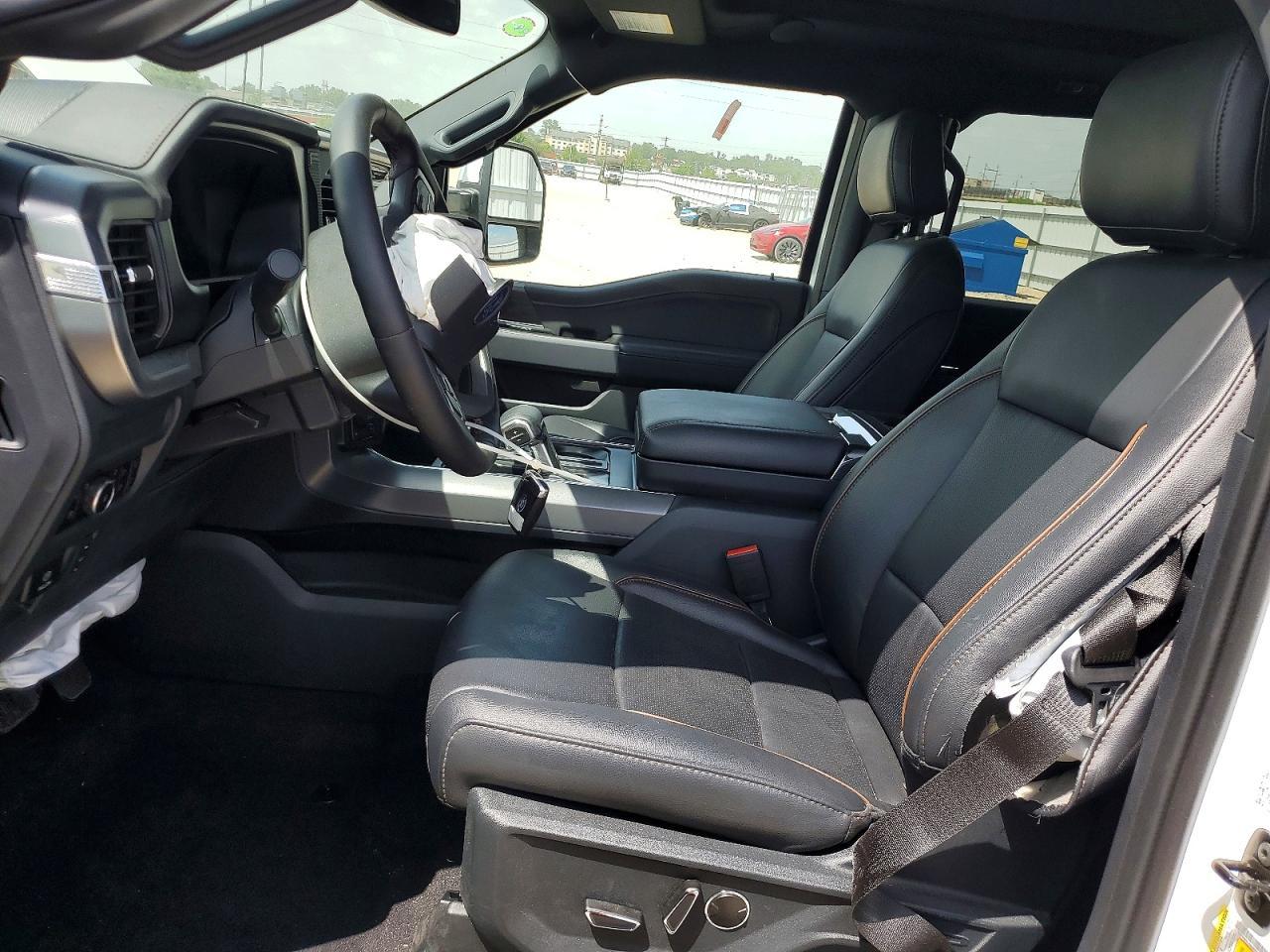 2025 Ford F150 Lariat - Image 7