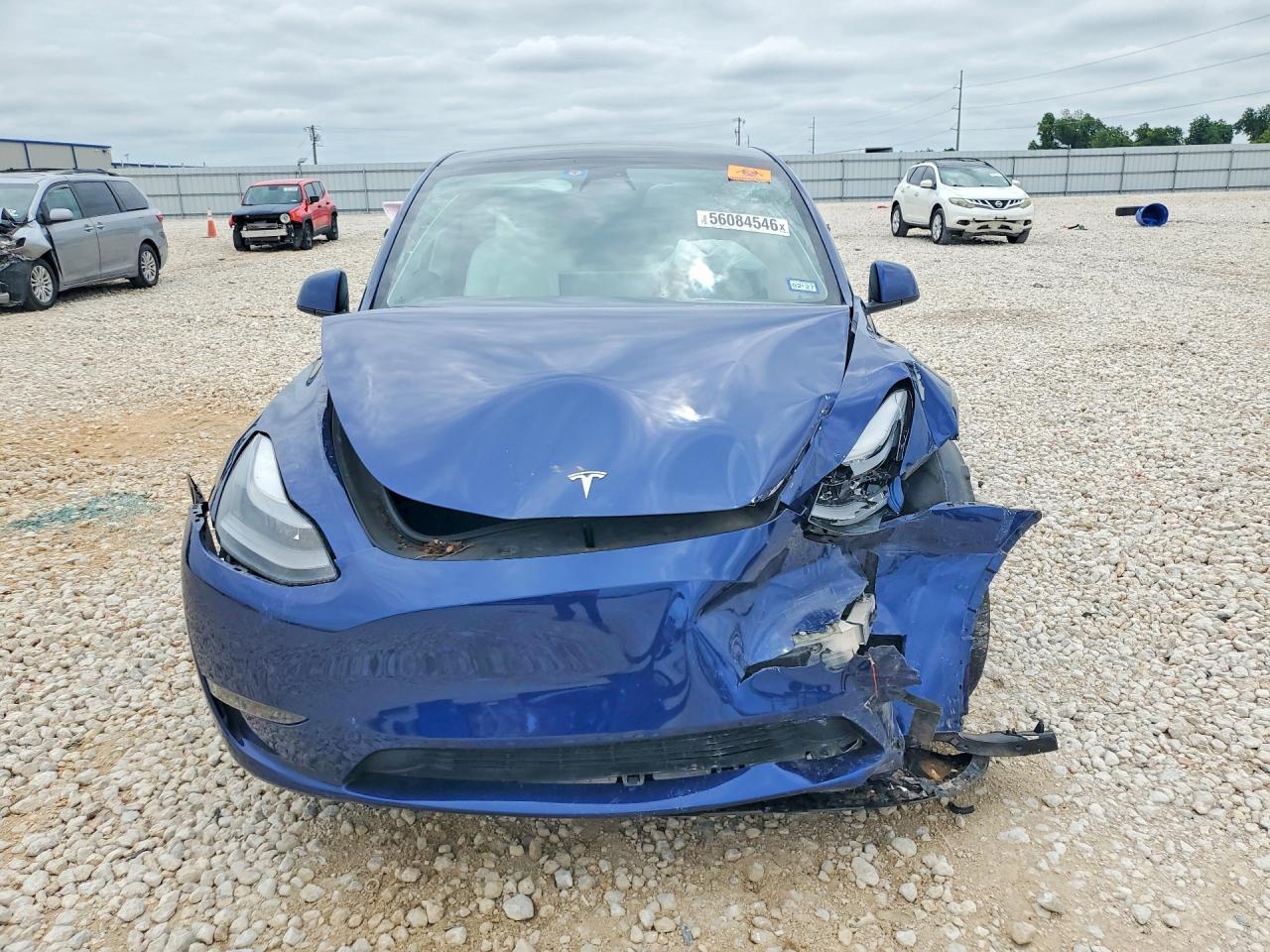 2023 Tesla Model Y - Фото 5