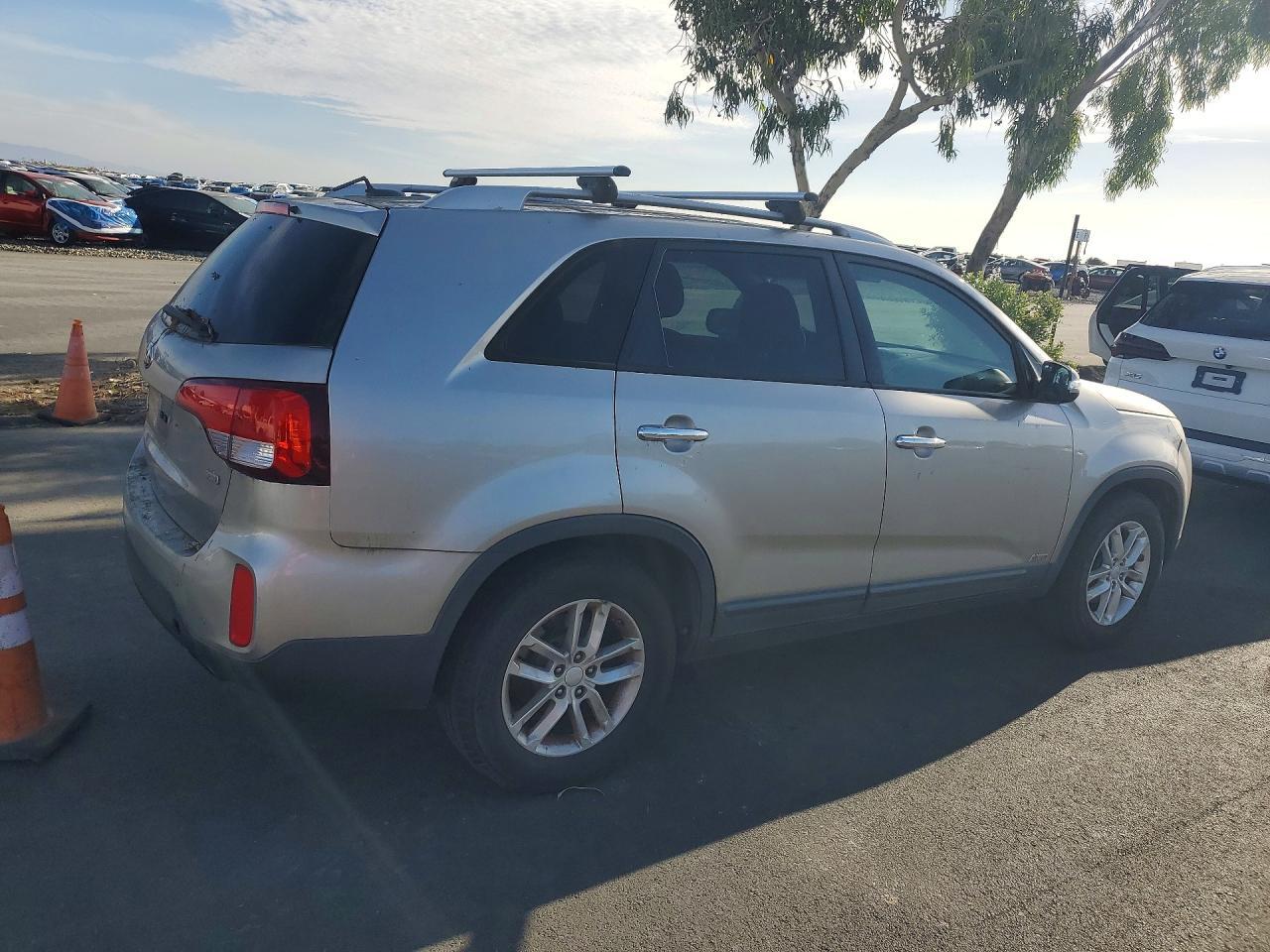 2015 Kia Sorento Lx - Фото 3