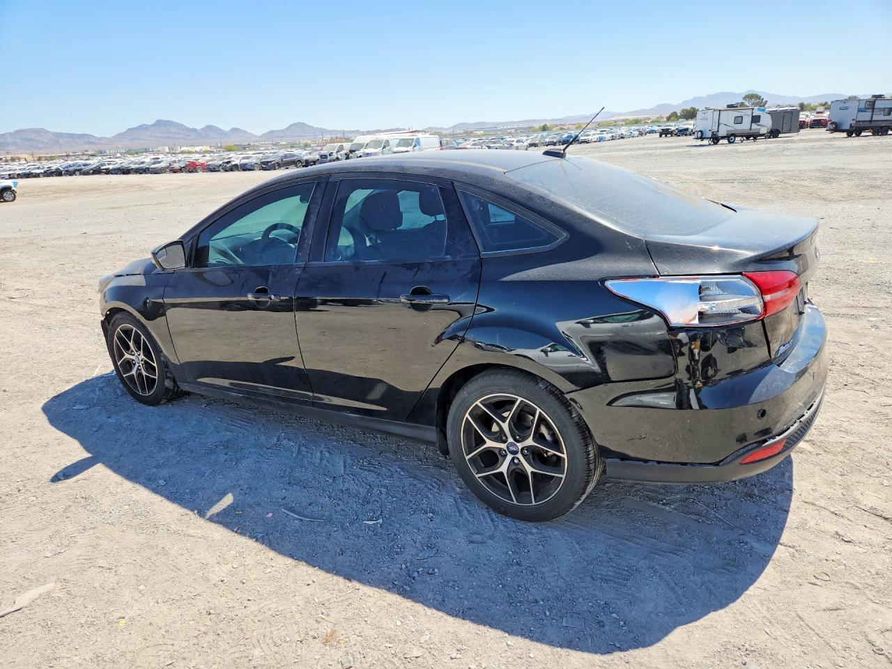 2018 Ford Focus Sel - Фото 2
