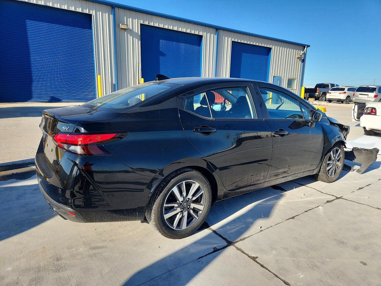 2023 Nissan Versa Sv - Фото 3
