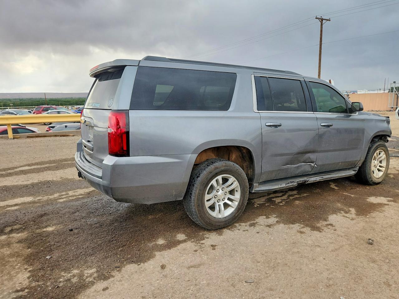 2020 Chevrolet Suburban C1500 Lt - Image 3