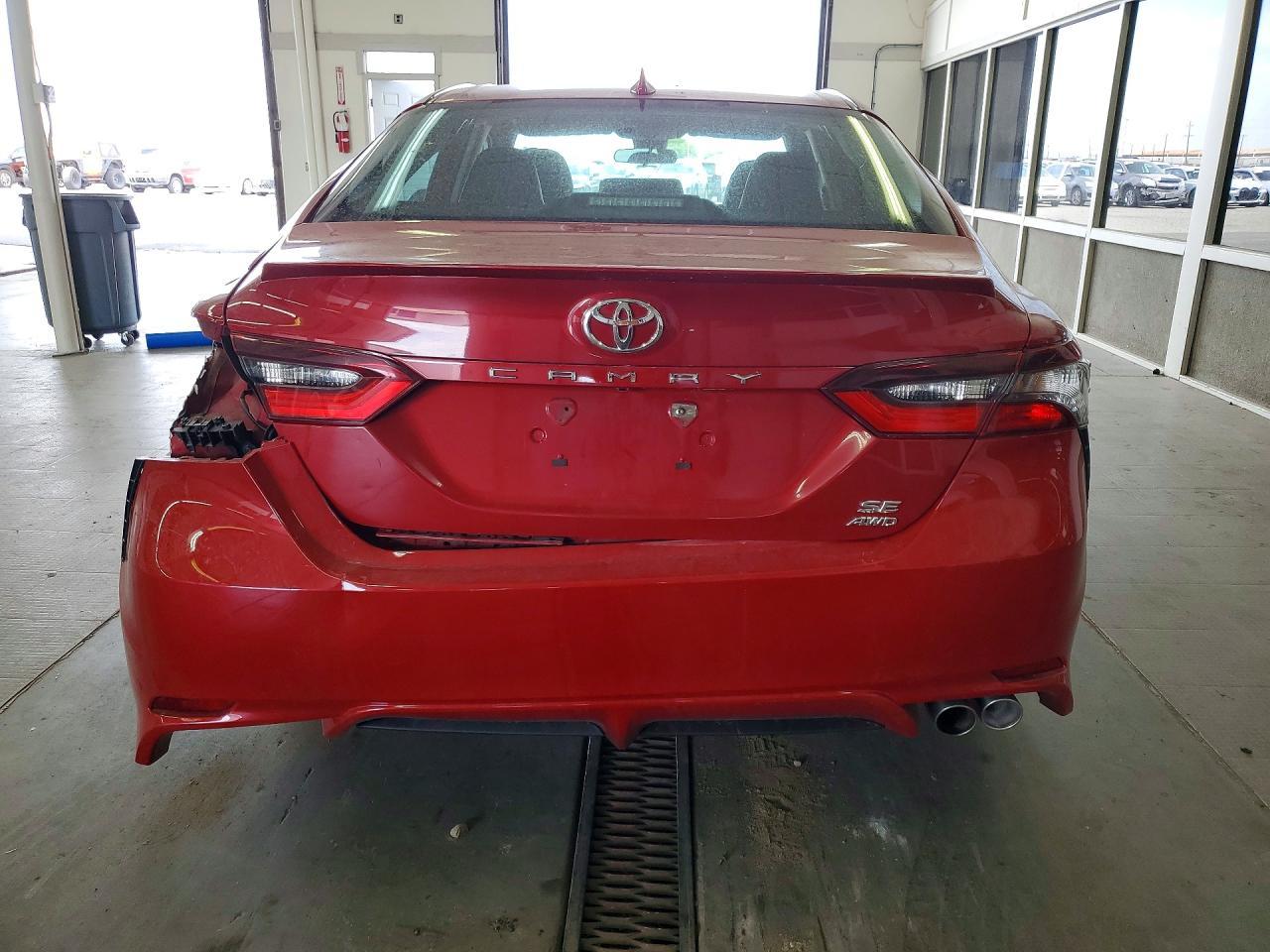 2021 Toyota Camry Se - Фото 6