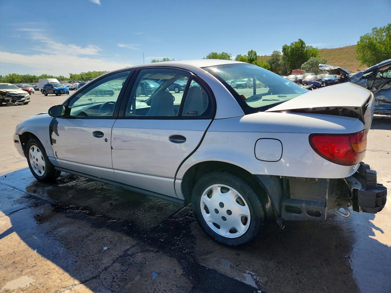 2000 Saturn Sl1 - Фото 2