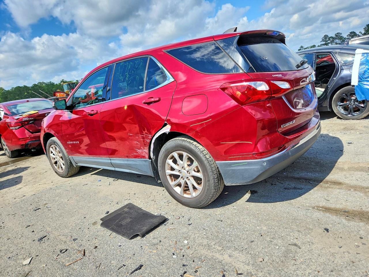 2018 Chevrolet Equinox Lt - Image 2