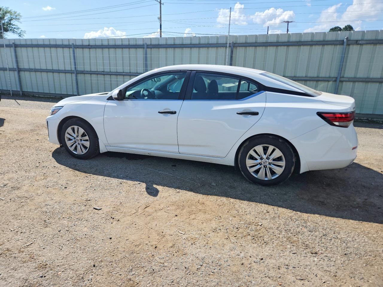 2024 Nissan Sentra S - Image 2