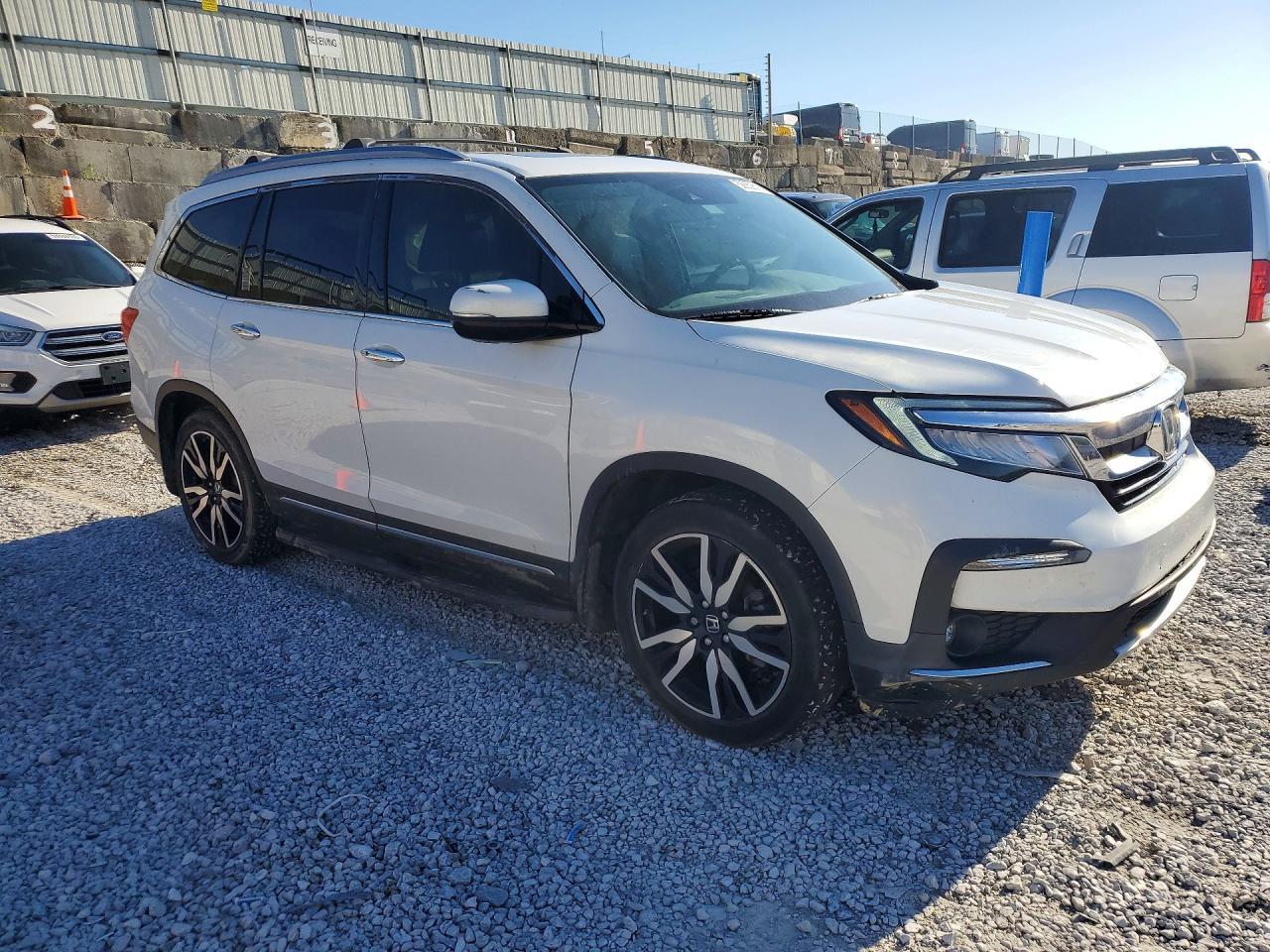 2020 Honda Pilot Touring - Image 4