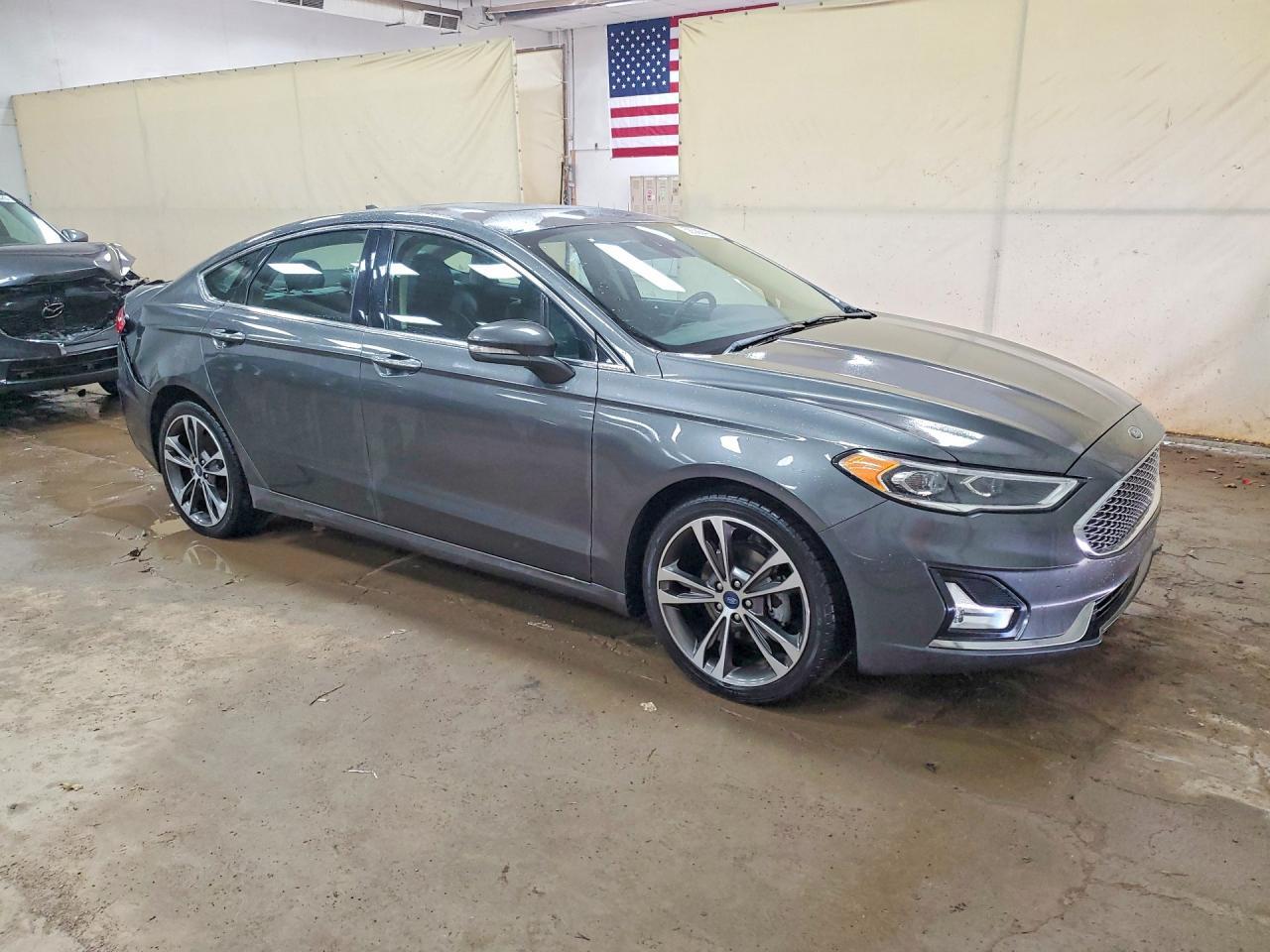 2020 Ford Fusion Titanium - Image 4