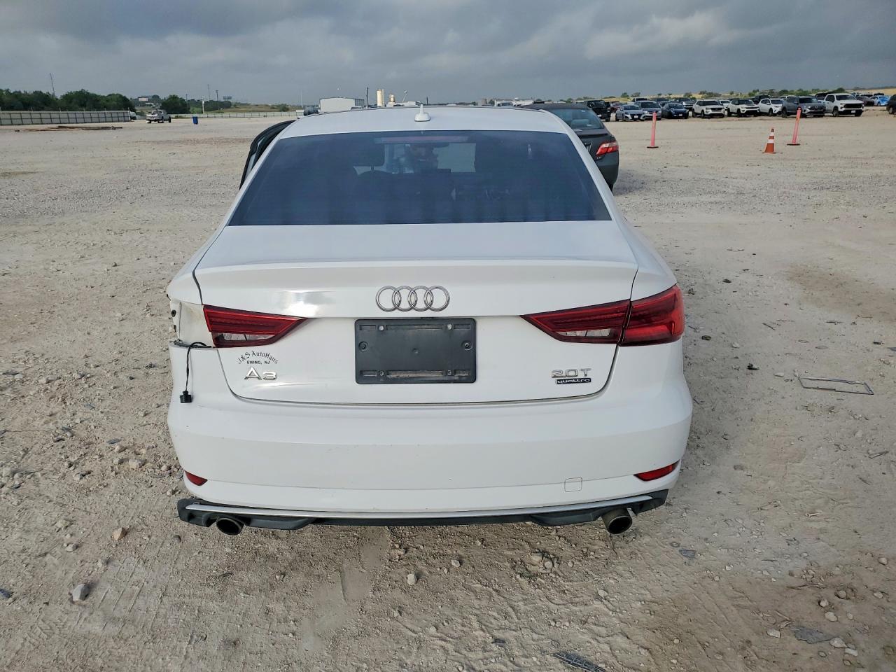 2017 Audi A3 Premium - Фото 6