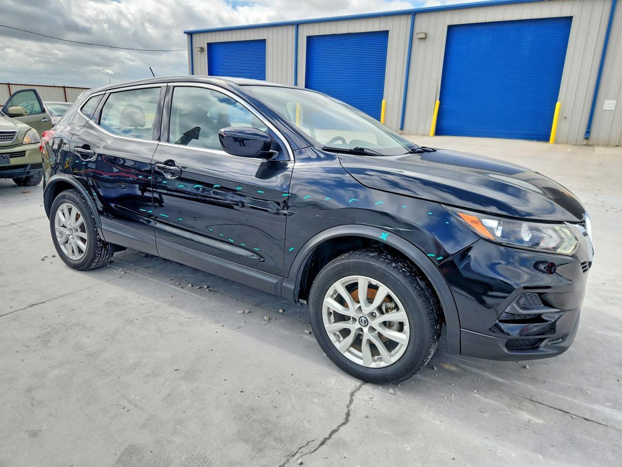 2021 Nissan Rogue Sport S - Фото 4