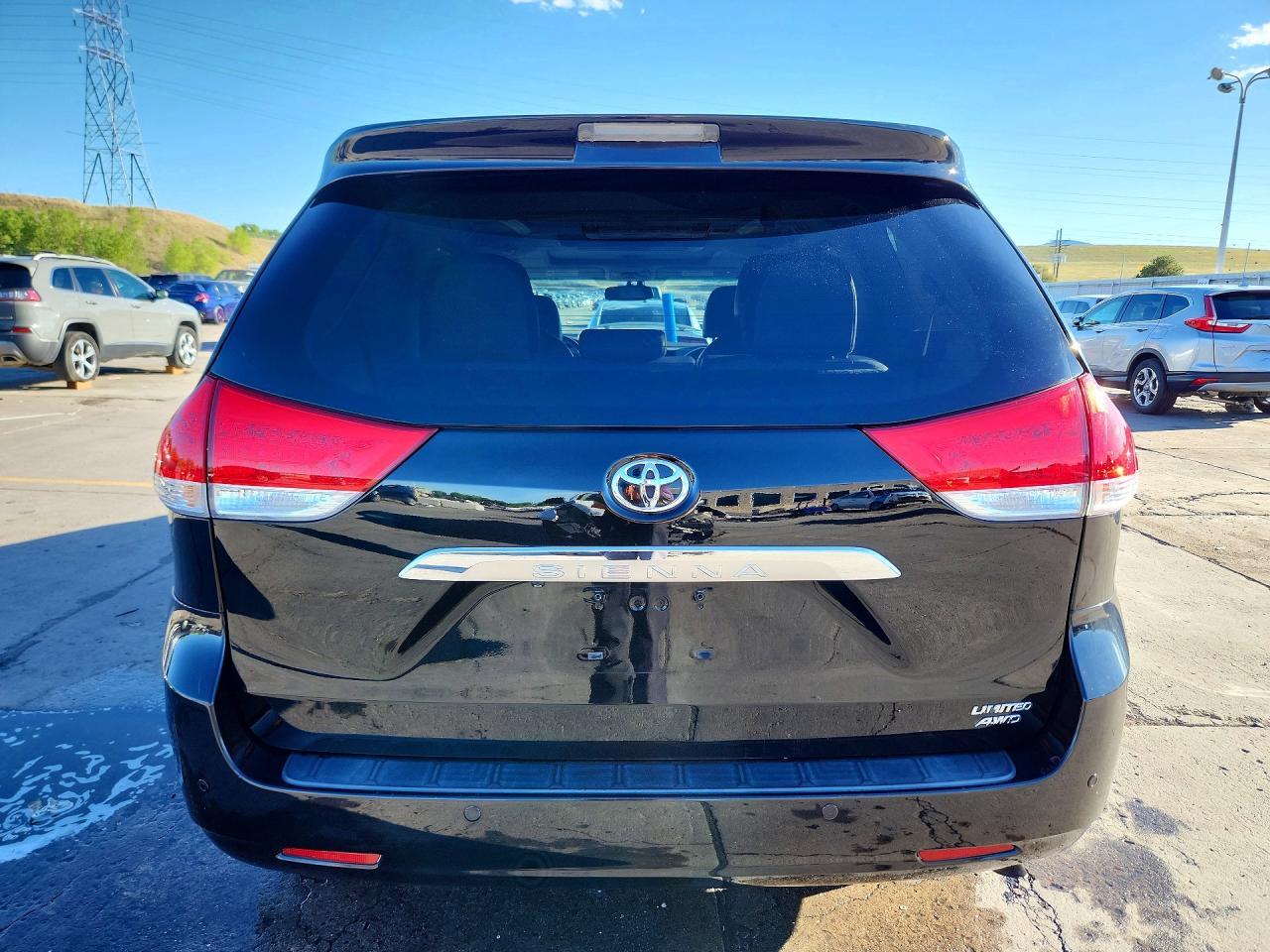2011 Toyota Sienna Limited 7-Passenger - Фото 6