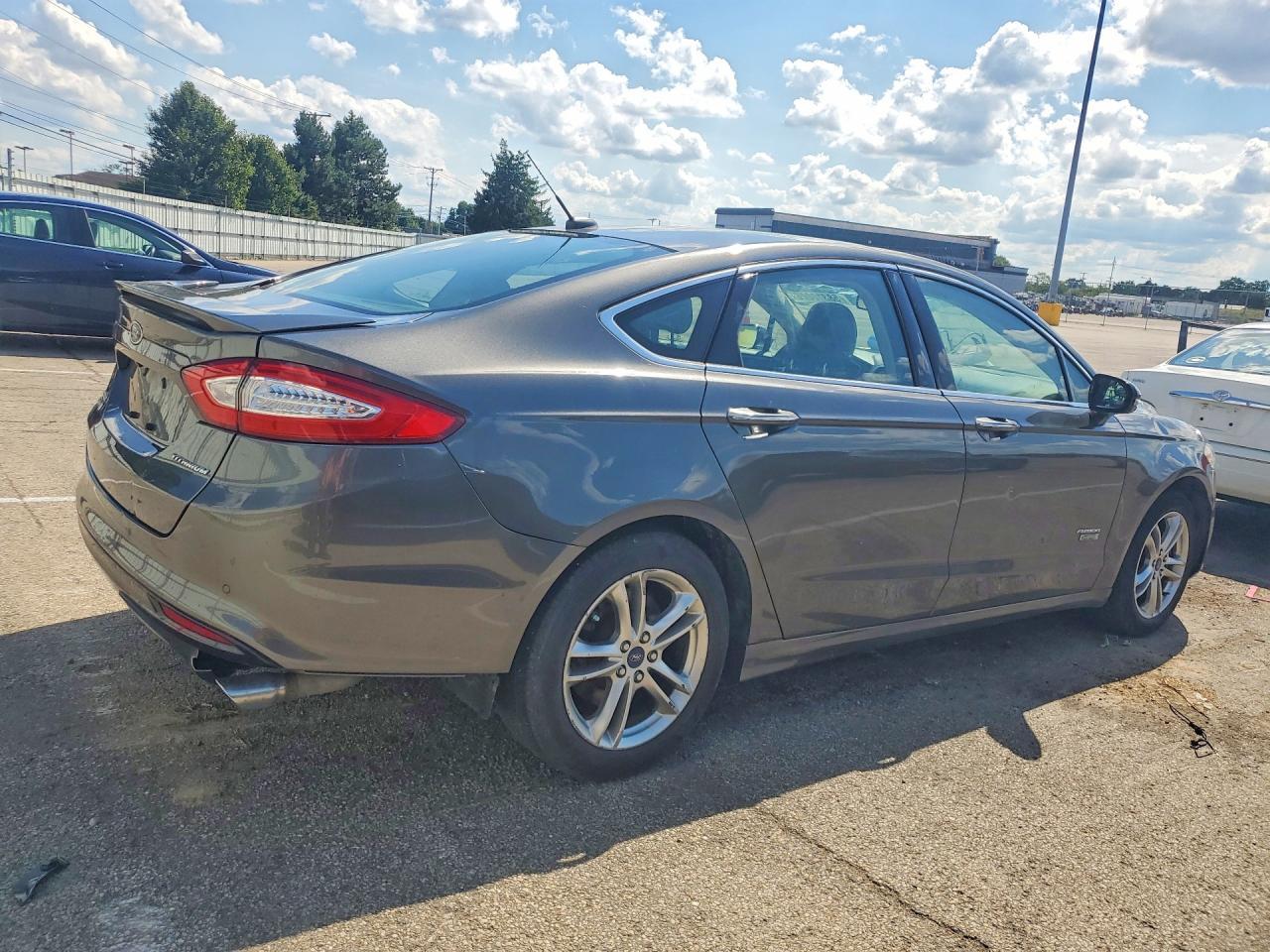 2016 Ford Fusion Titanium Phev - Фото 3