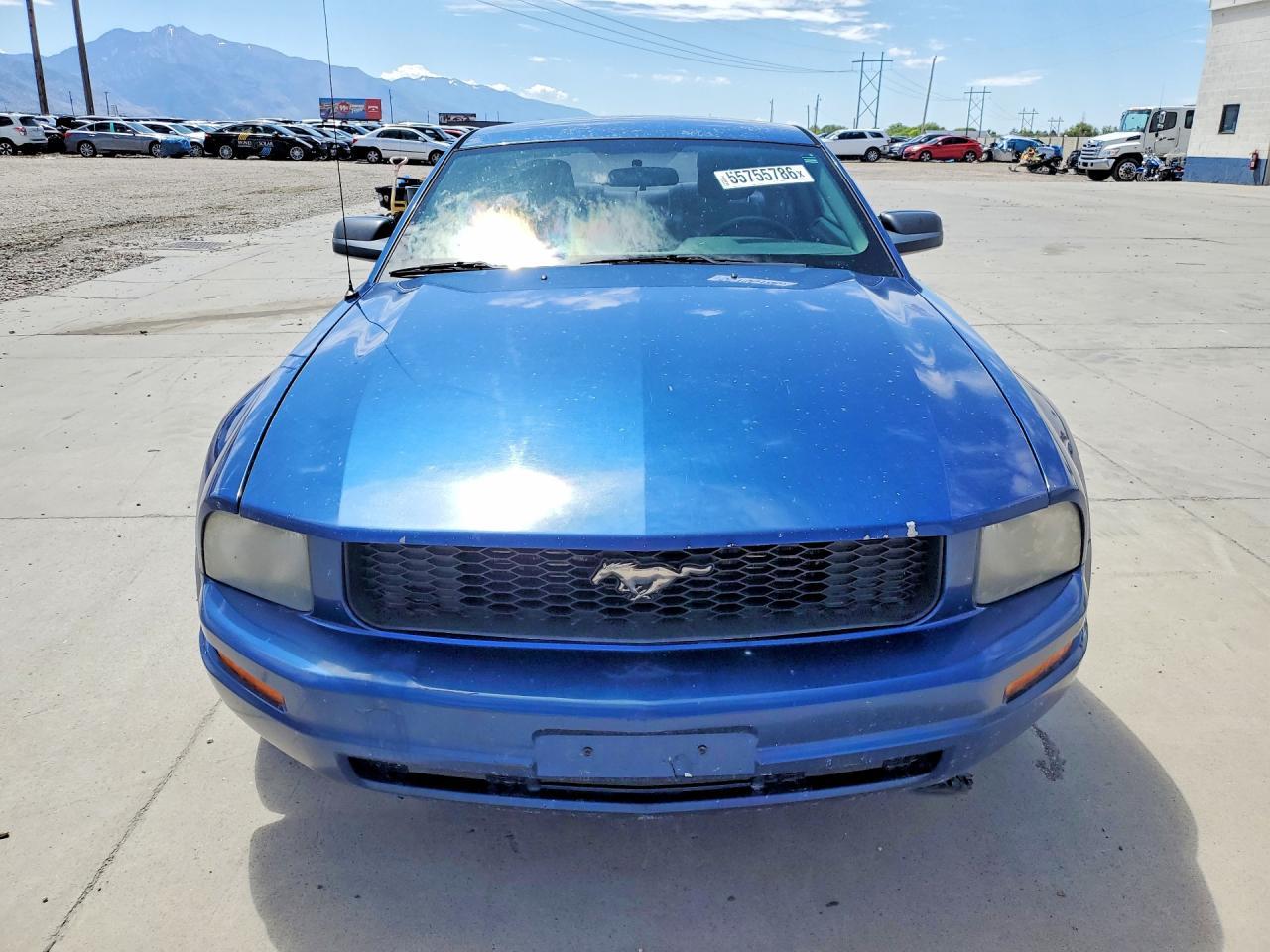 2006 Ford Mustang 2 Door Coupe - Фото 5