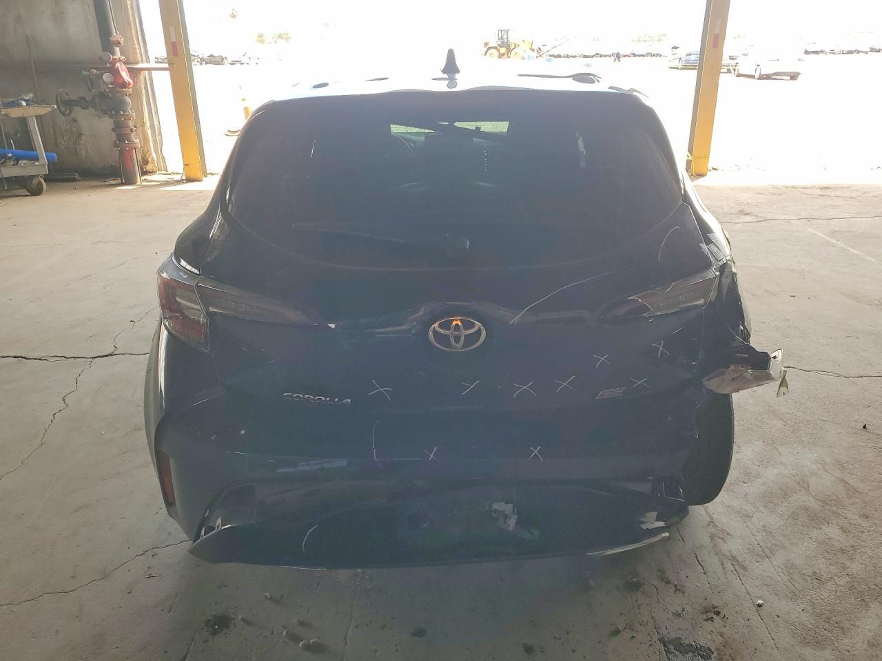 2021 Toyota Corolla Hatchback Se - Фото 6