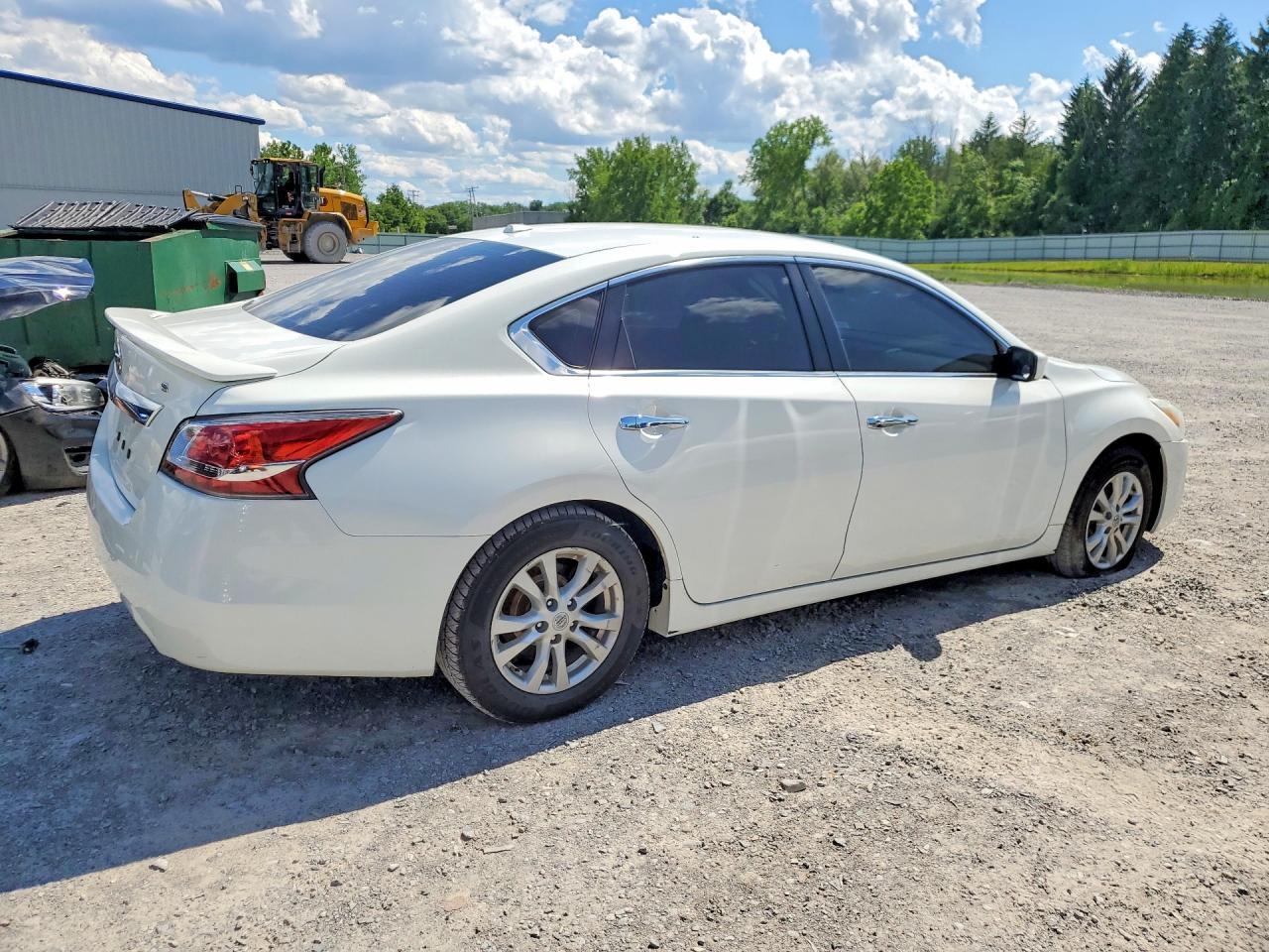 2014 Nissan Altima 2.5 S - Фото 3