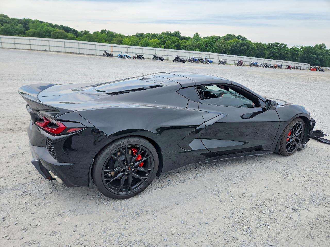 2023 Chevrolet Corvette Stingray 2Lt - Image 3