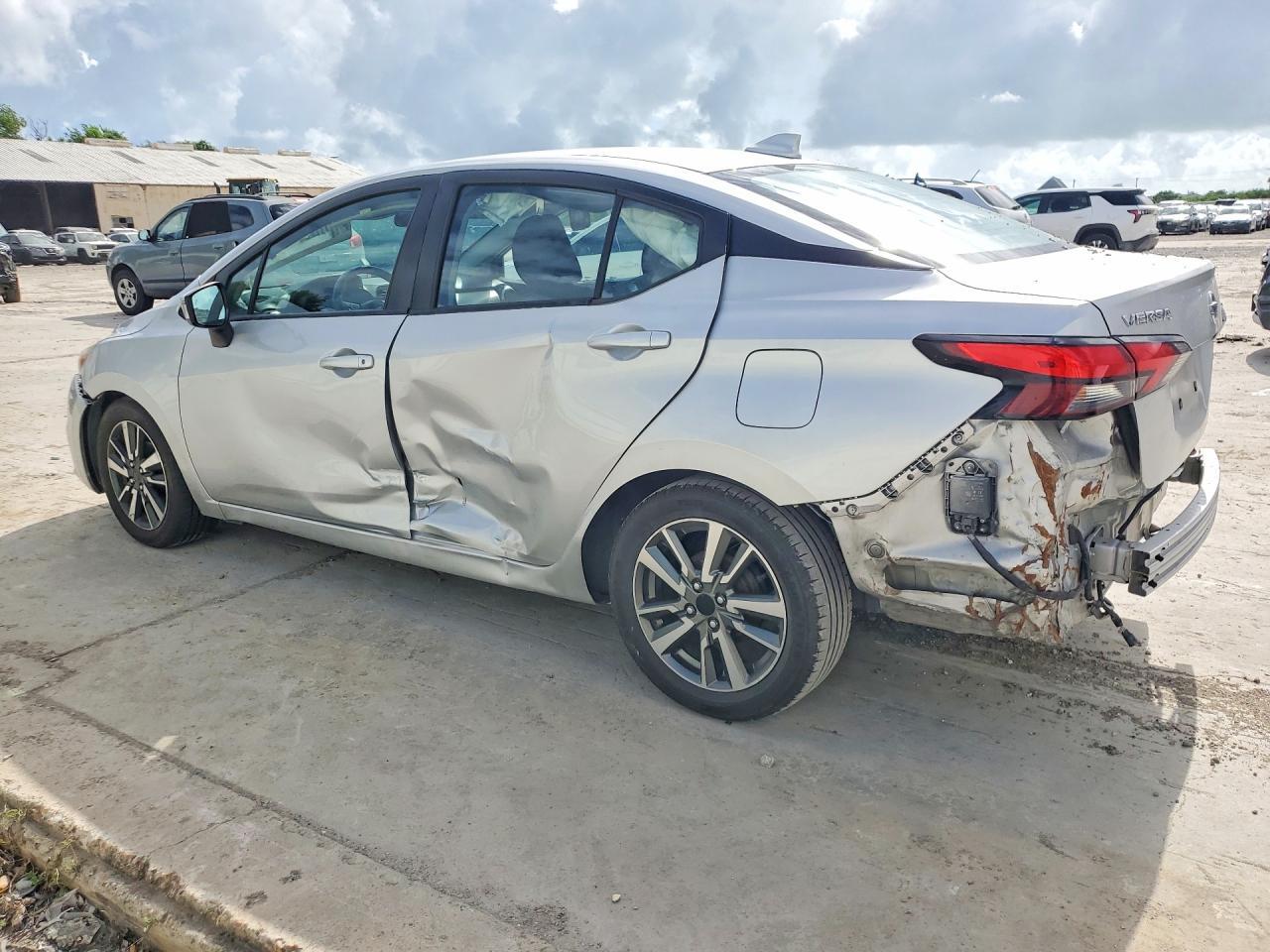 2021 Nissan Versa Sv - Фото 2