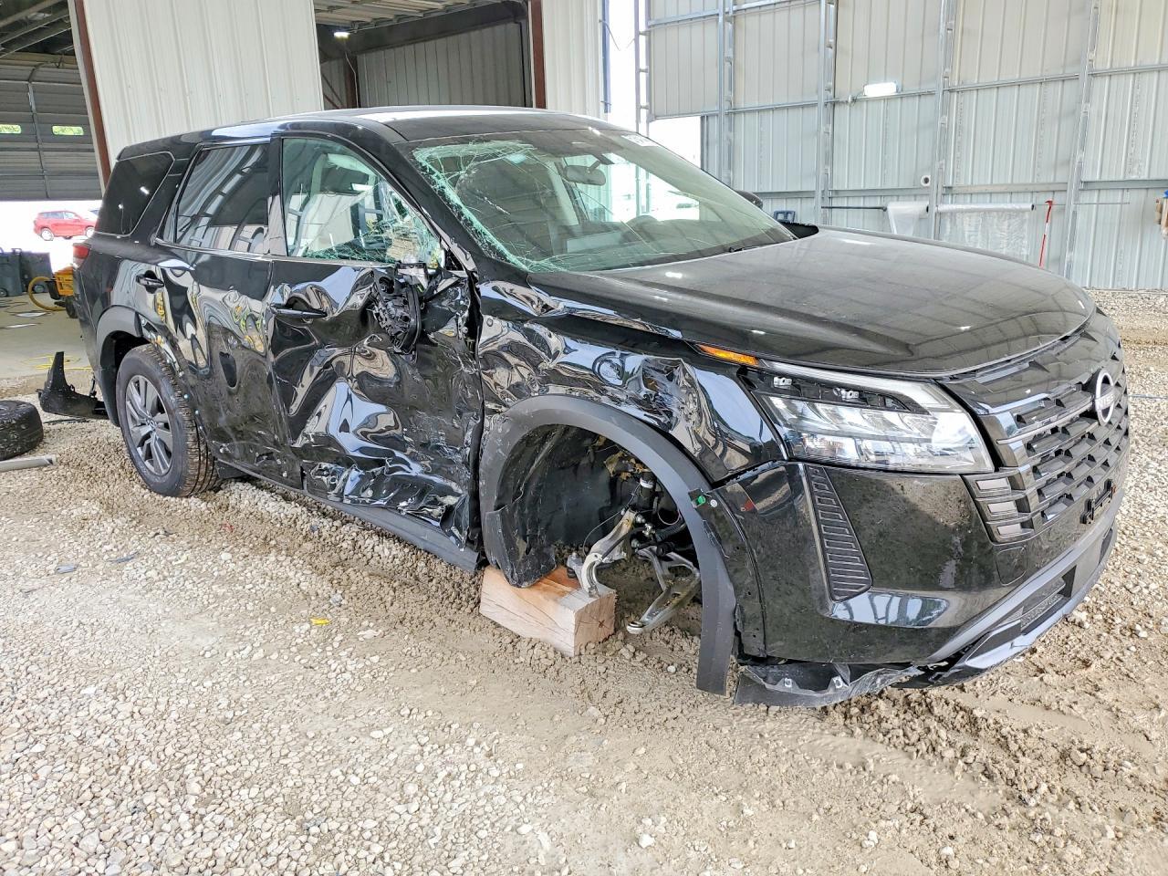 2021 Nissan Pathfinder S - Фото 4
