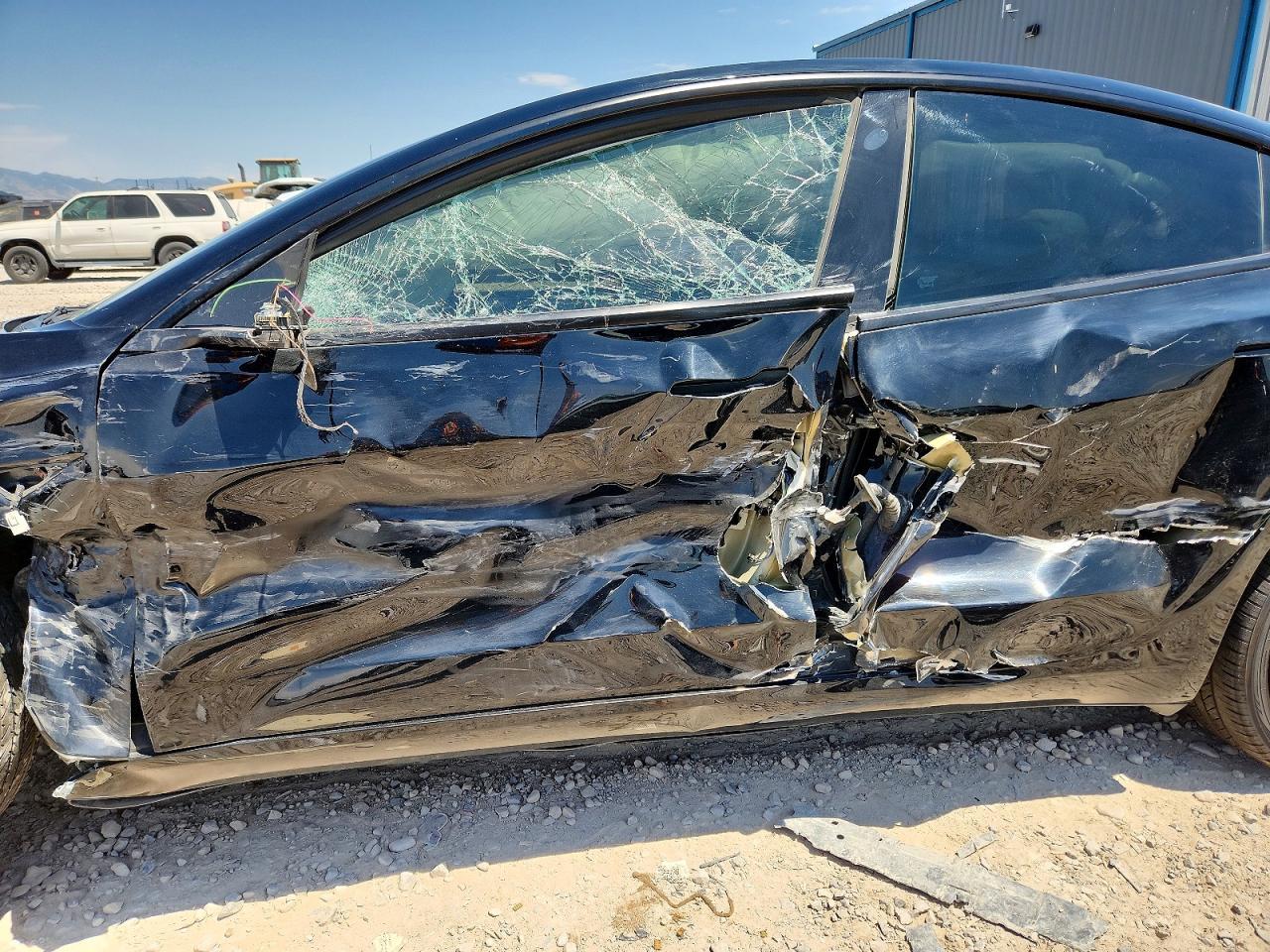 2022 Tesla Model 3 - Фото 7