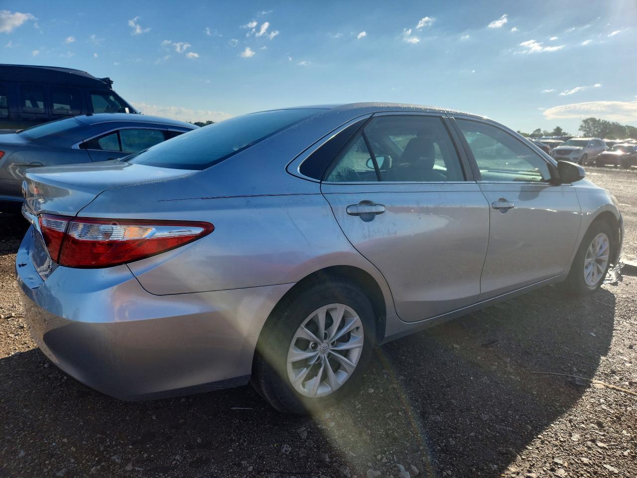 2017 Toyota Camry Le - Image 3