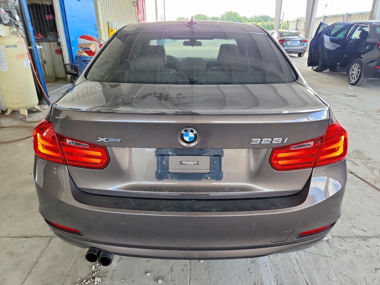 2014 BMW 328 Xi - Фото 6