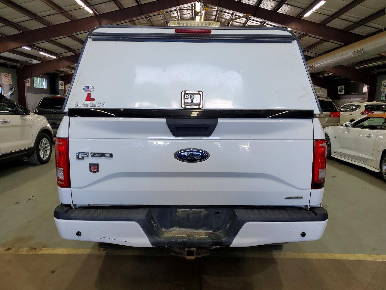 2016 Ford F150 Super Cab - Image 6