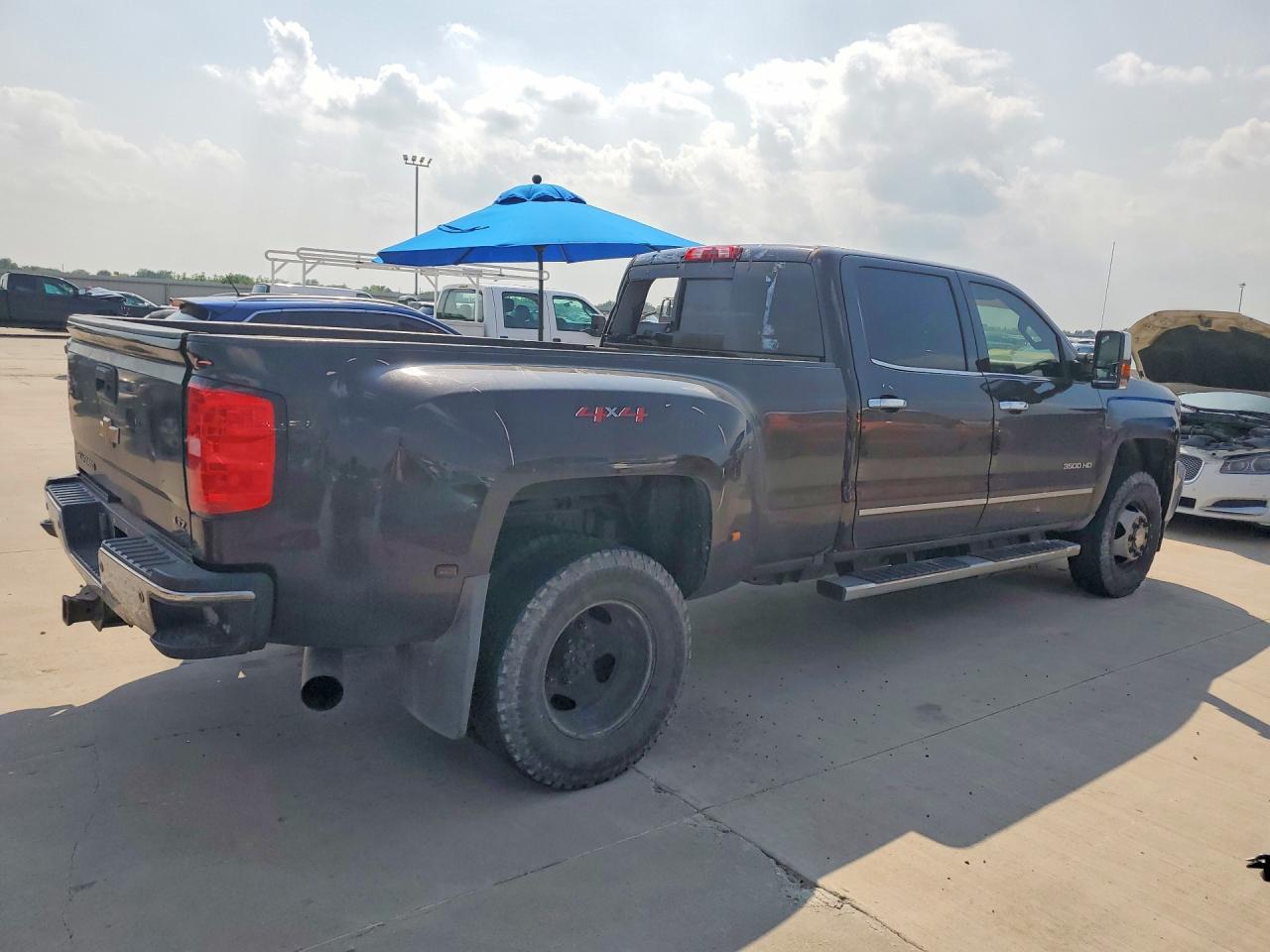 2018 Chevrolet Silverado K3500 Ltz - Фото 3