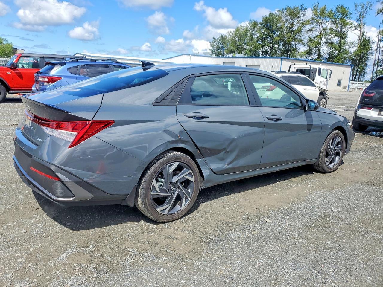 2025 Hyundai Elantra Hybrid Sel Sport - Фото 3